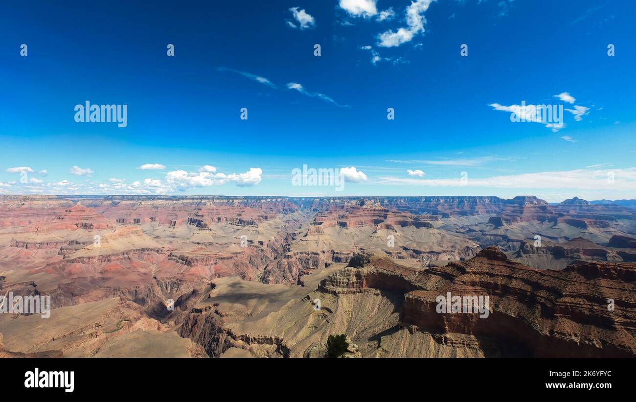 Vue sur le Grand Canyon. Rive sud du parc national du Grand Canyon en Arizona Banque D'Images