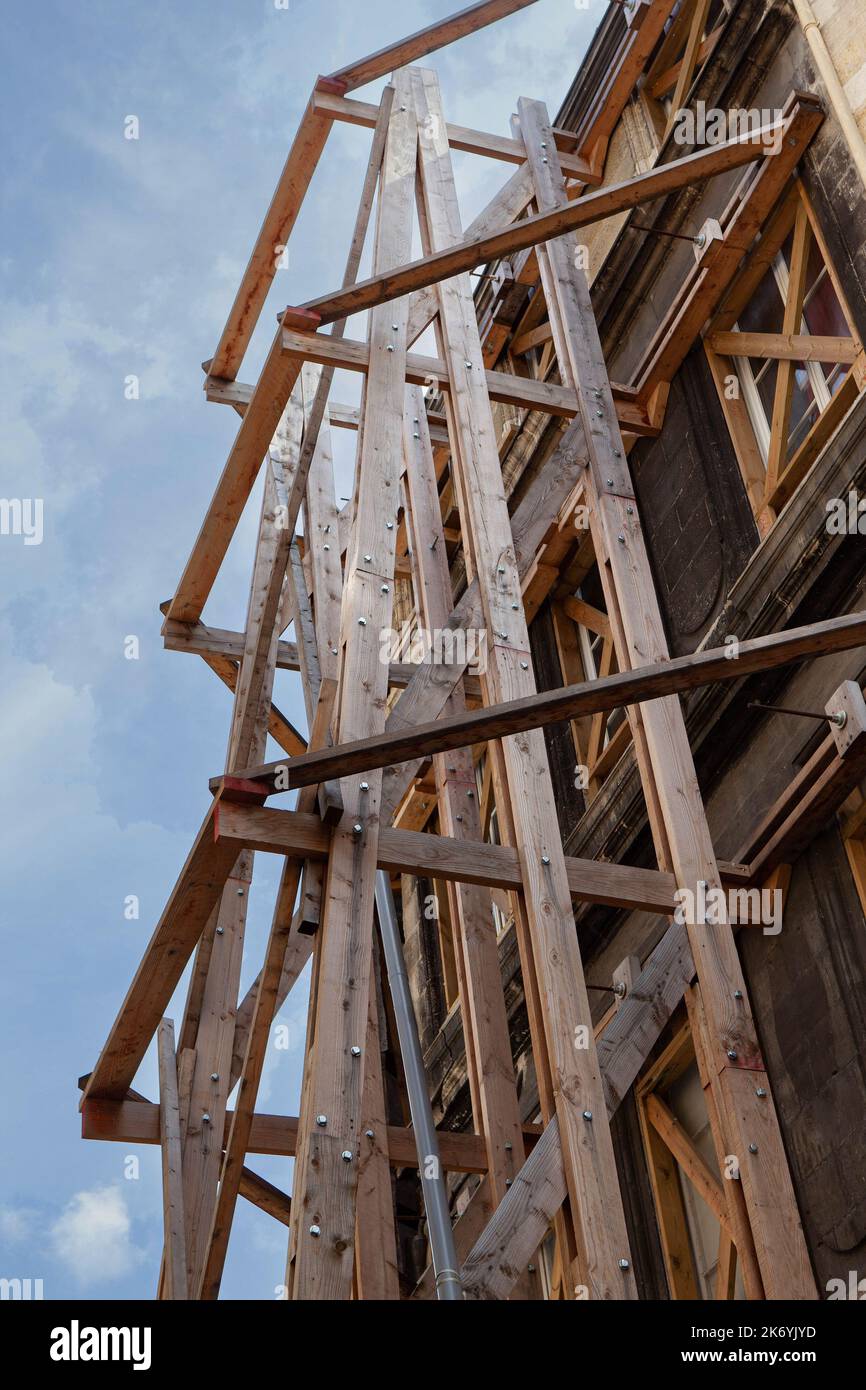Armature en bois Banque de photographies et d’images à haute résolution — free download