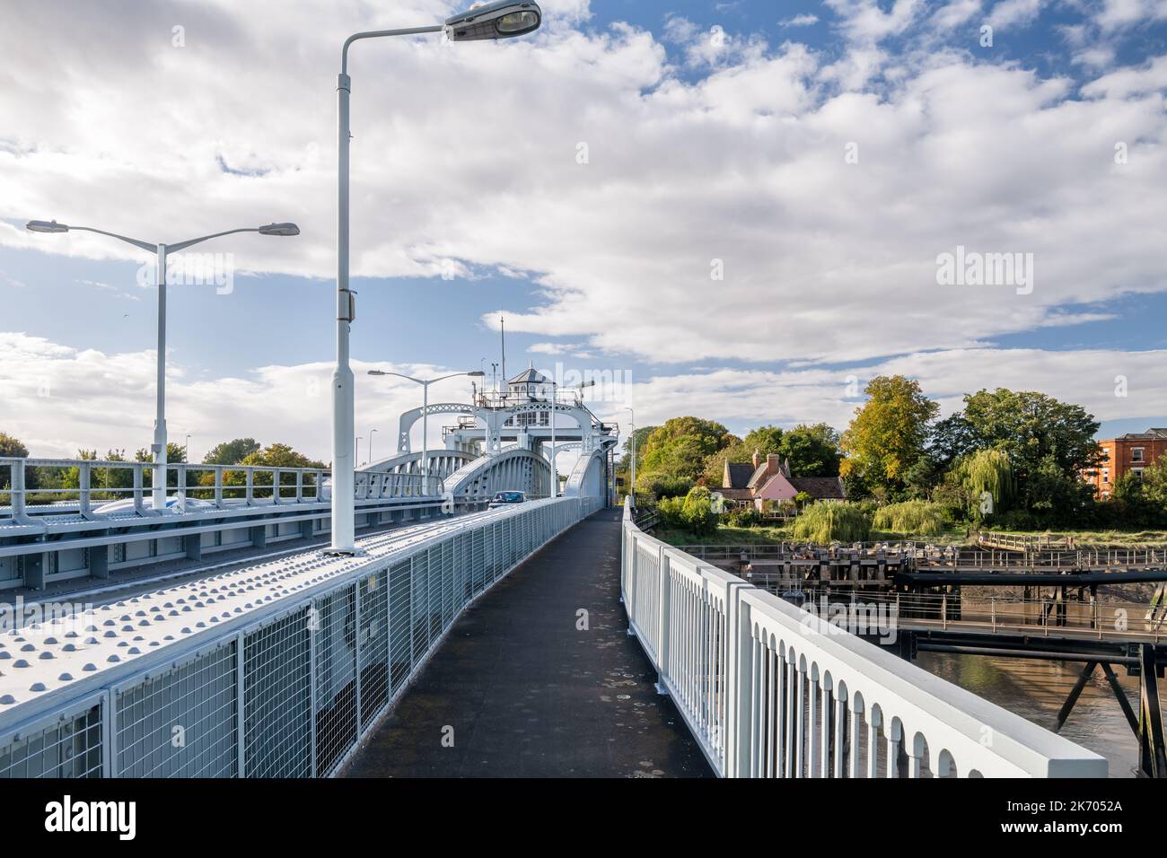 Traversez le pont Keys, un pont tournant au-dessus de la rivière Nene dans le pont Sutton, Lincolnshire, East Midlands, Angleterre Banque D'Images