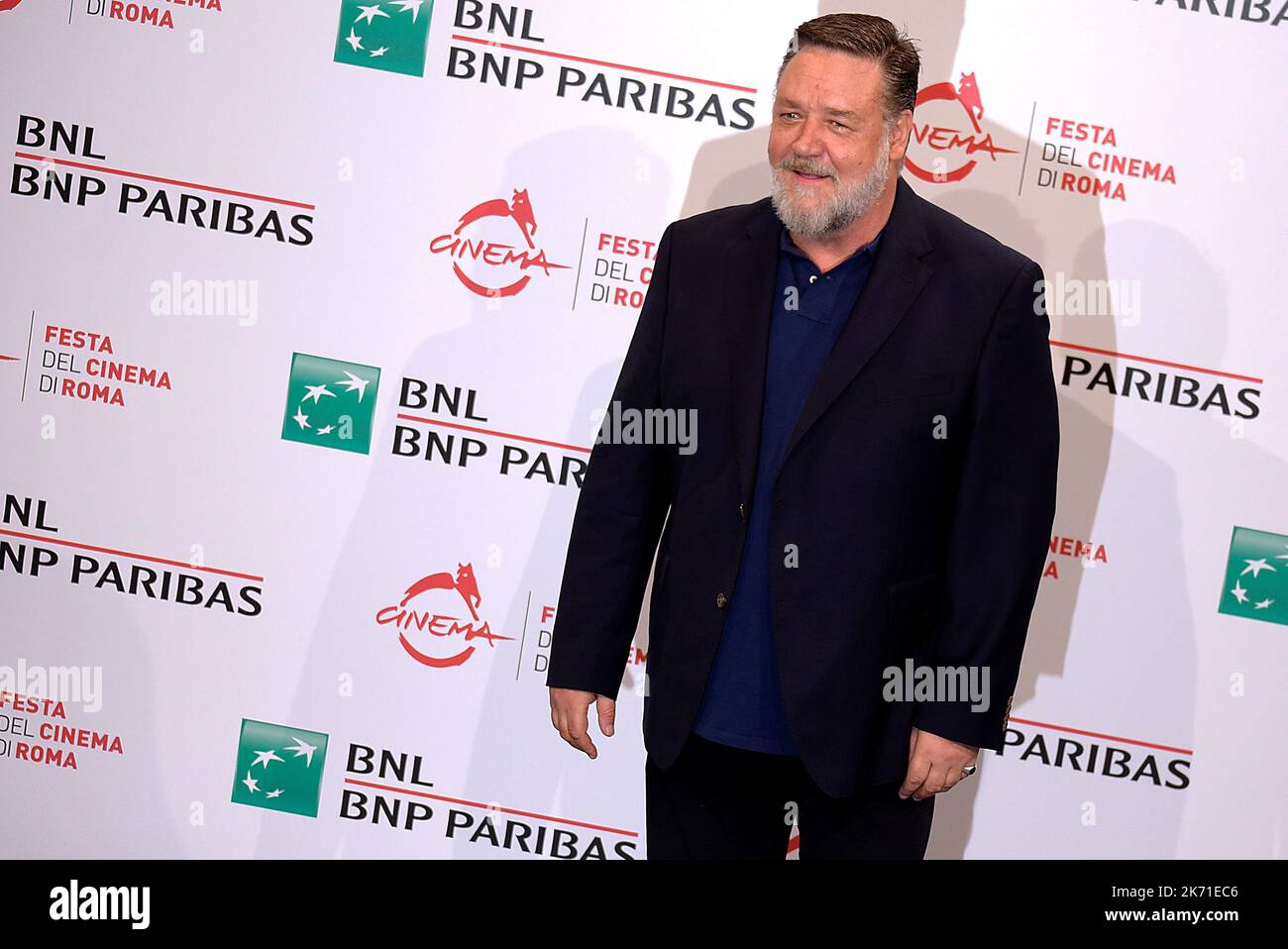 Rome, Italie. 16th octobre 2022. Russell Crowe participe à la photocall 'Poker face' lors du Festival du film de Rome 17th à l'Auditorium Parco Della Musica à Rome. (Photo par Vincenzo Nuzzolese/SOPA Images/Sipa USA) crédit: SIPA USA/Alamy Live News Banque D'Images