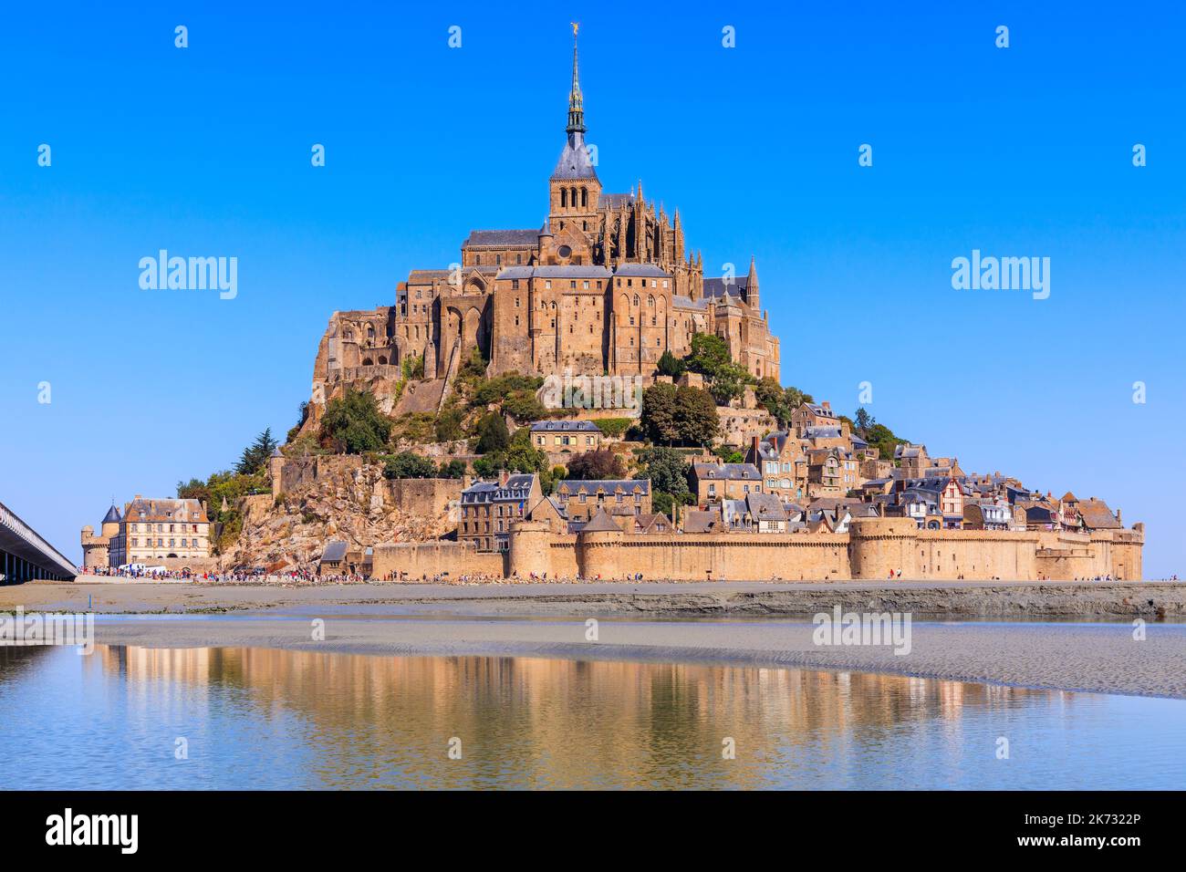 Mont Saint-Michel. Vue du sud-est. Normandie, France. Banque D'Images
