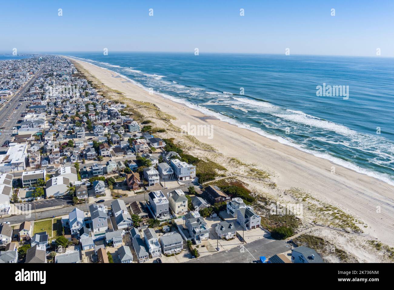Vue aérienne de Ship Bottom long Beach Island New Jersey avec vagues Banque D'Images