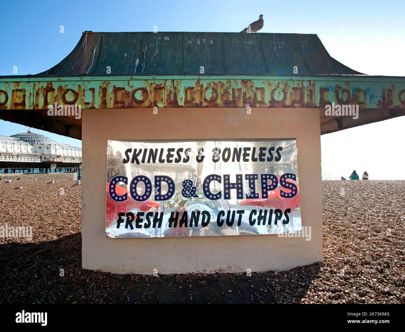 Fish and chips sur la plage de Brighton Banque D'Images