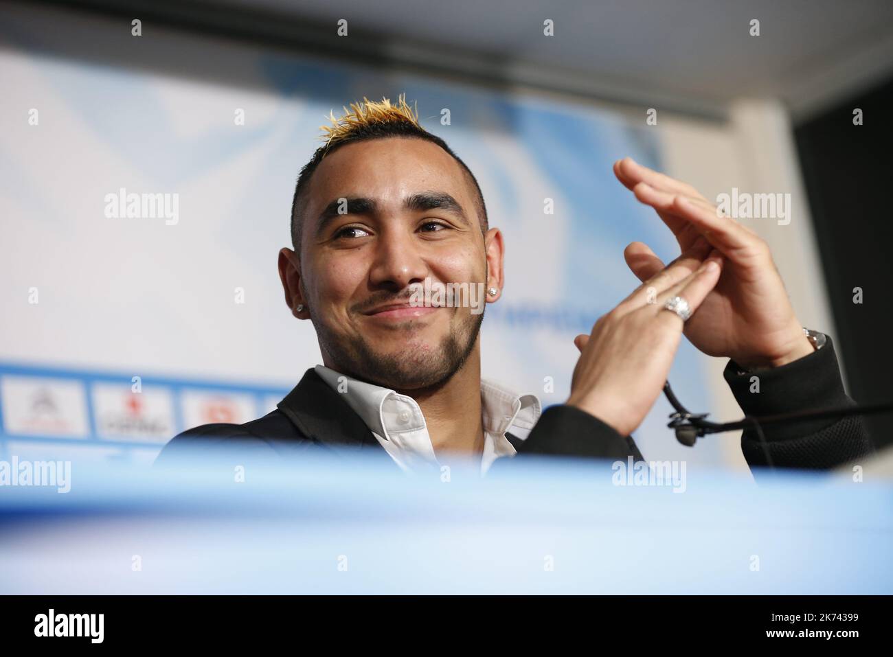 Marseille, France jan 30th 2017 Dimitri Payet a déclaré qu'il devait se tourner vers ses racines dans son ancien club, Marseille. L'homme de 29 ans a signé un contrat de quatre ans et demi avec le club de la Ligue 1. Banque D'Images