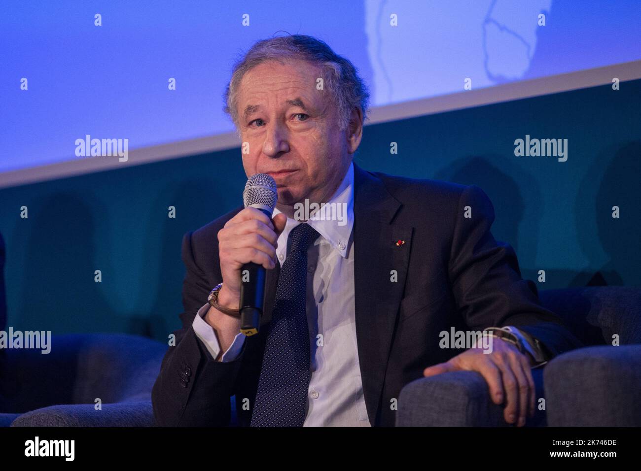 Jean Todt, Président de la FIA (Fédération internationale de l'automobile), donne une conférence de presse pour lancer une campagne de sécurité routière, au siège de la FIA à Paris, sur 10 mars 2017. Banque D'Images