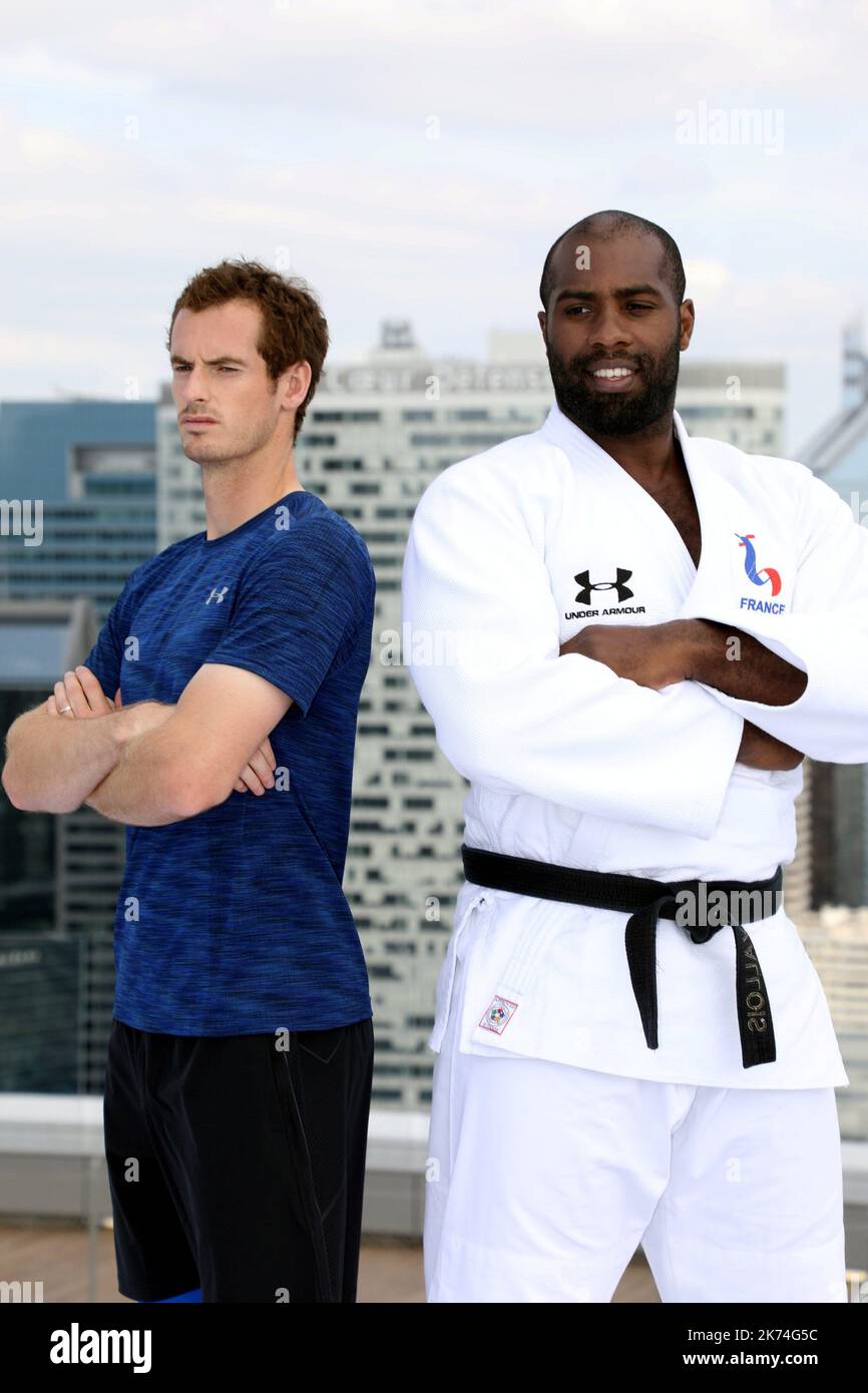 2017/05/30. SOUS ARMOUR PUBLICITÉ AVEC LES ATHLÈTES FRANÇAIS ANDY MURRAY ET TEDDY RINER.2017/05/30. SOUS LA PUBLICITÉ ARMOUR AVEC LES ATHLÈTES FRANÇAIS ANDY MURRAY ET TEDDY RINER Banque D'Images