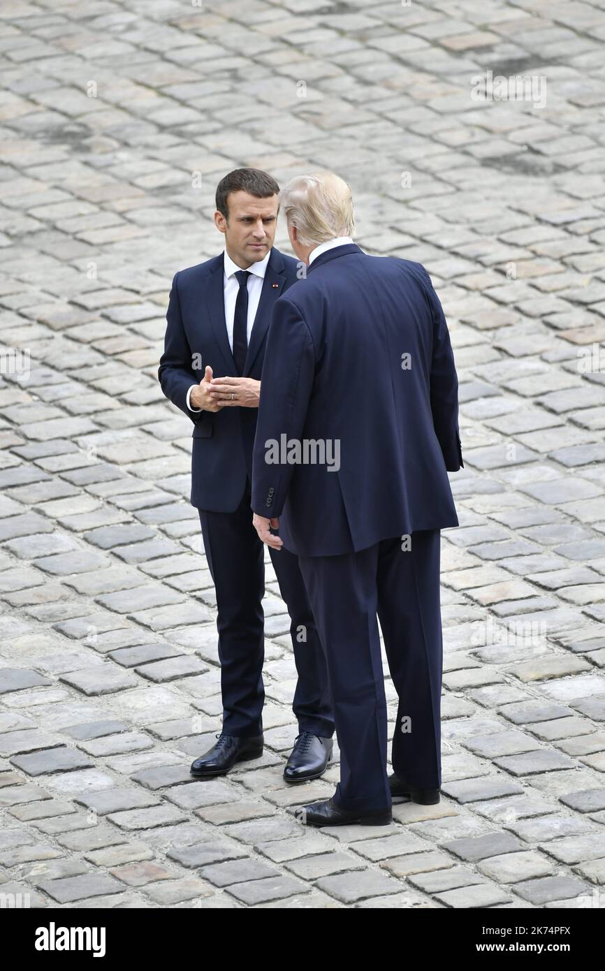 Emmanuel Macron reçoit Donald Trump - 13/07/2017 - France / Paris - Emmanuel Macron reçoit le président américain Donald Trump aux Invalides à Paris. Banque D'Images