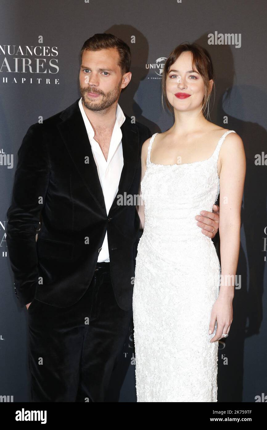 Jamie Dornan et Dakota Johnson assistent à la première de Paris 'cinquante Shades Freed - 50 nuances plus clair' à la salle Pleyel à Paris, France Banque D'Images