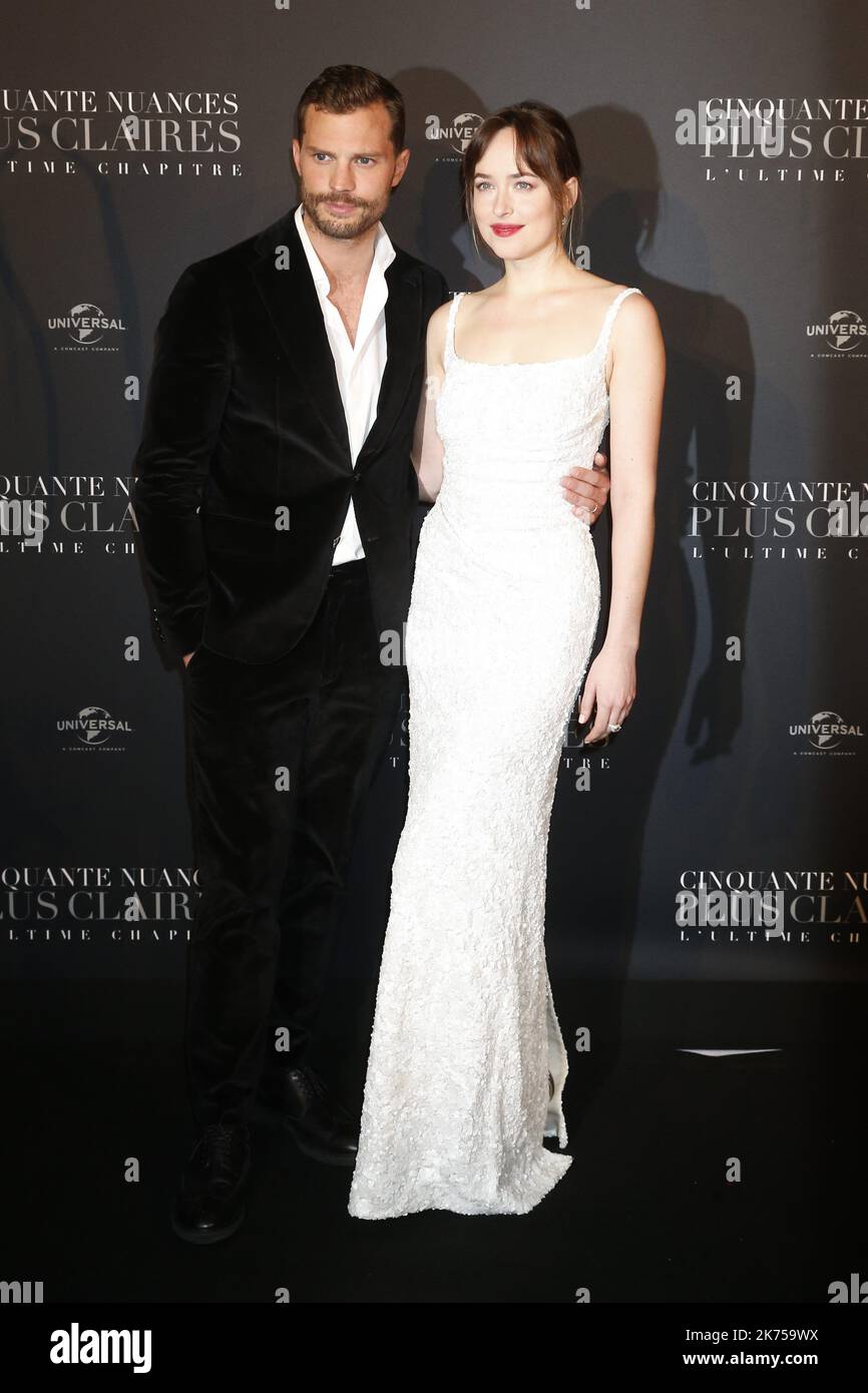 Jamie Dornan et Dakota Johnson assistent à la première de Paris 'cinquante Shades Freed - 50 nuances plus clair' à la salle Pleyel à Paris, France Banque D'Images