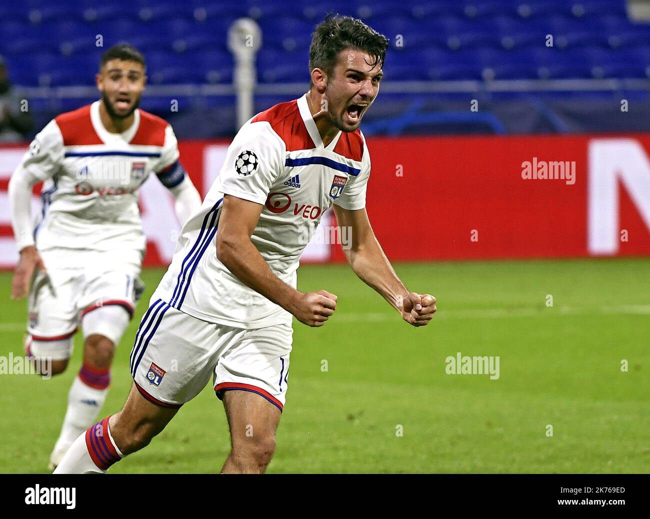 LEO DUBOIS lors de l'Olympique Lyonnais / Shakhtar Donetsk UEFA Champions League Group F au Parc Olympique Lyonnais, Lyon Banque D'Images