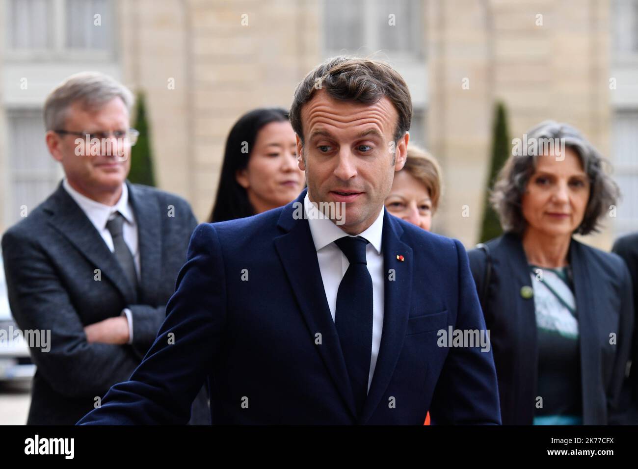 Le Président de la République française, Emmanuel Macron, a reçu la délégation des scientifiques de l'IPBES (plate-forme intergouvernementale sur la biodiversité et les services écosystémiques) à l'Elysée, à 06 mai 2019 Banque D'Images