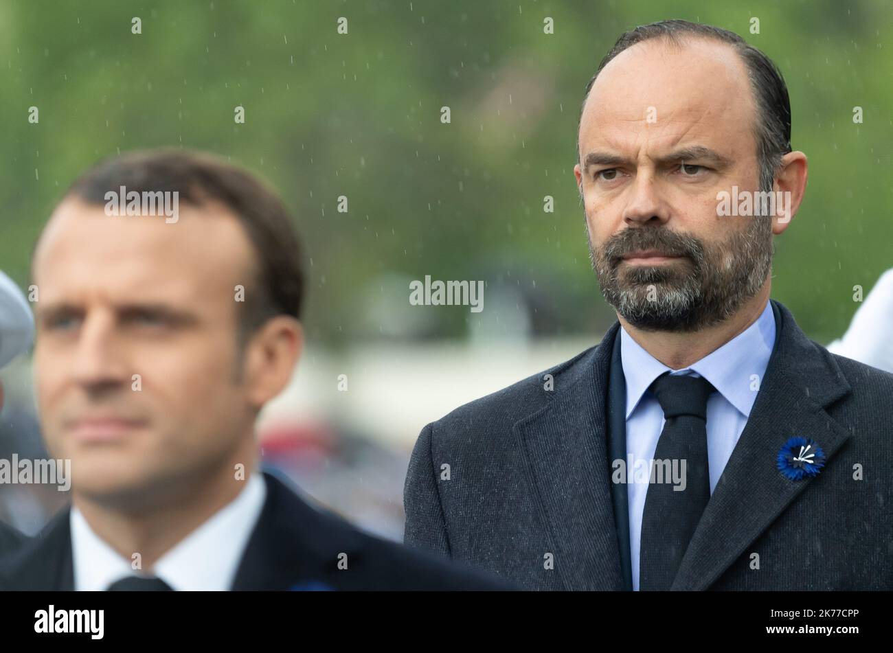 Emmanuel Macron et le Premier ministre français Edouard Philippe. Le président français Emmanuel Macron assiste à une cérémonie marquant le 74th anniversaire de la victoire de la Seconde Guerre mondiale en Europe à l'Arc de Triomphe. Paris, FRANCE-08/05/2019 POOL/Jacques Witt/MAXPPP Banque D'Images