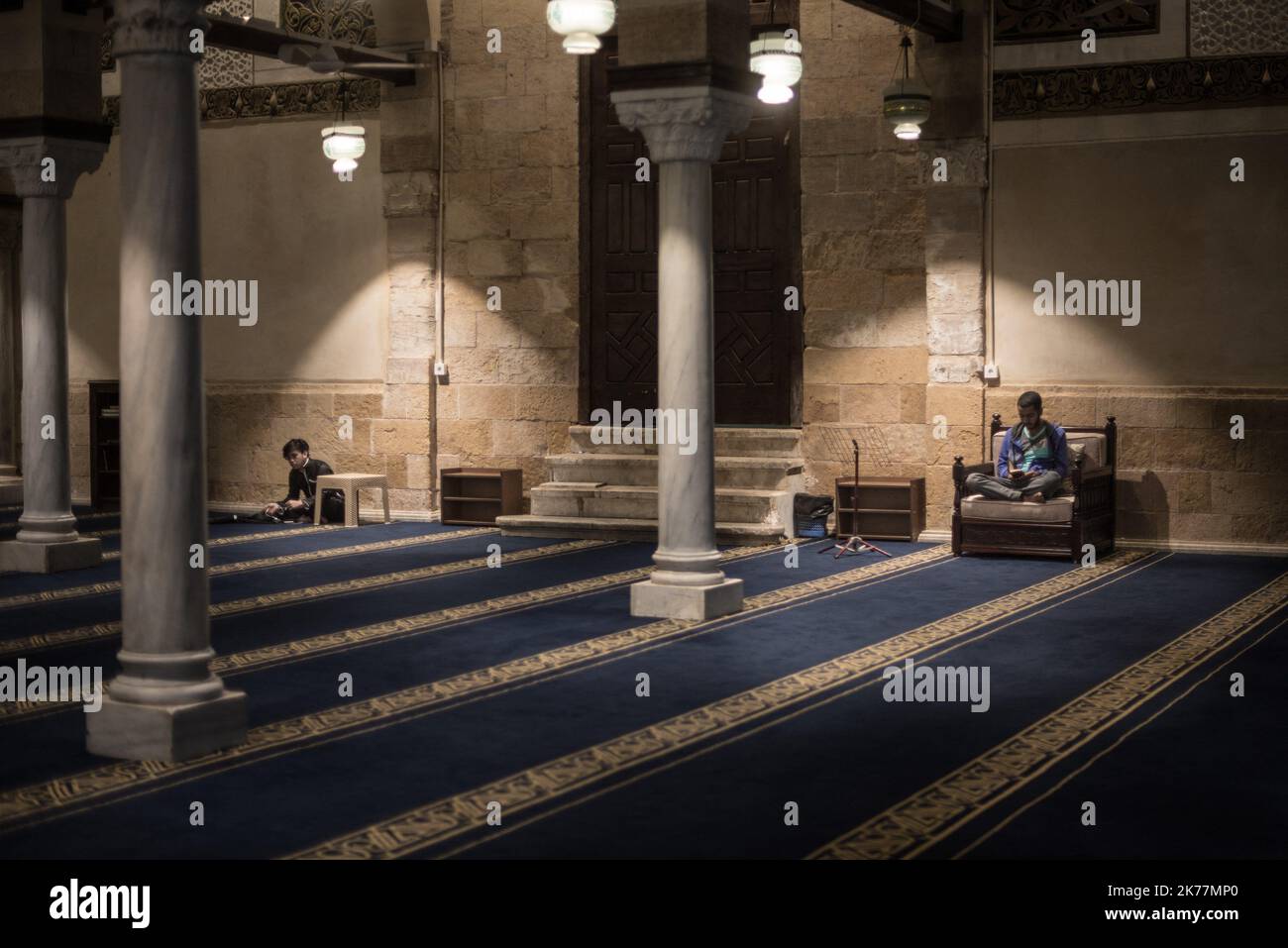 / 05/04/2019 - Egypte / le Caire - mosquée Al-Azhar, une partie de l'université Al-Azhar, considérée comme l'une des places les plus prestigieuses et influentes au monde pour étudier la théologie islamique et la loi islamique. L'université et la mosquée ont été implantées au Caire vers 970 par les Fatimides. Banque D'Images