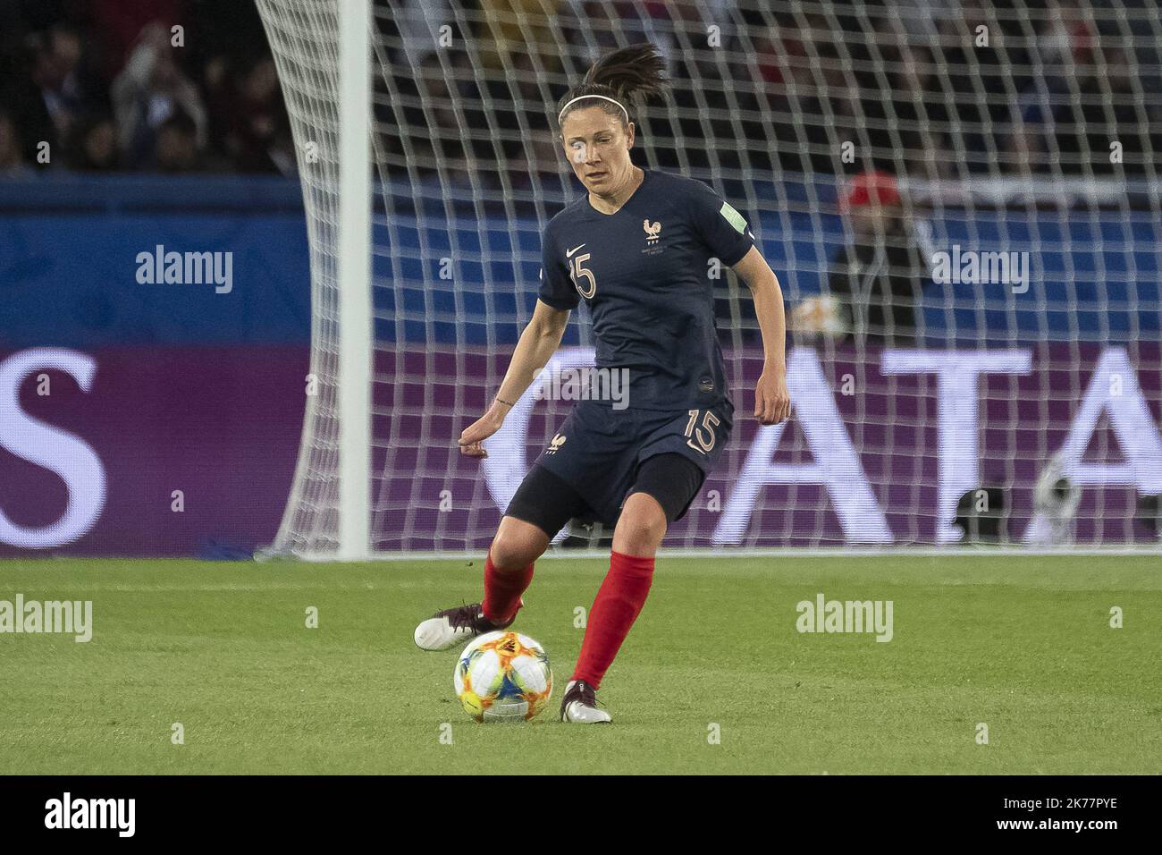 Elise Bussaglia (France, milieu de terrain, club : Dijon football Côte-d'Or) - 2019/06/07. Match de football féminin France contre Corée du Sud. Banque D'Images