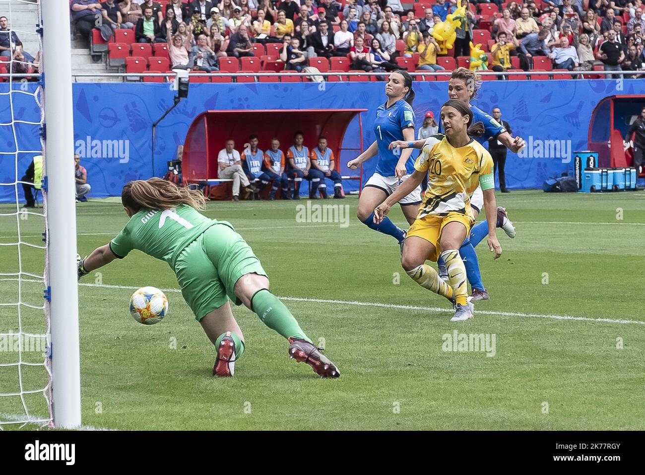 ©ERIC BALEDENT/MAXPPP - coupe du monde - Equipe d'Australie féminine vs Equipe d'Italie féminine - 09/06/2019 2019, phase finale - (c) 2019 Baledent/Maxppp Samantha May 'Sam' Kerr (australie, attaquante club : Chicago Red Stars) 2019/06/09. Match de football féminin Australie contre Italie Banque D'Images