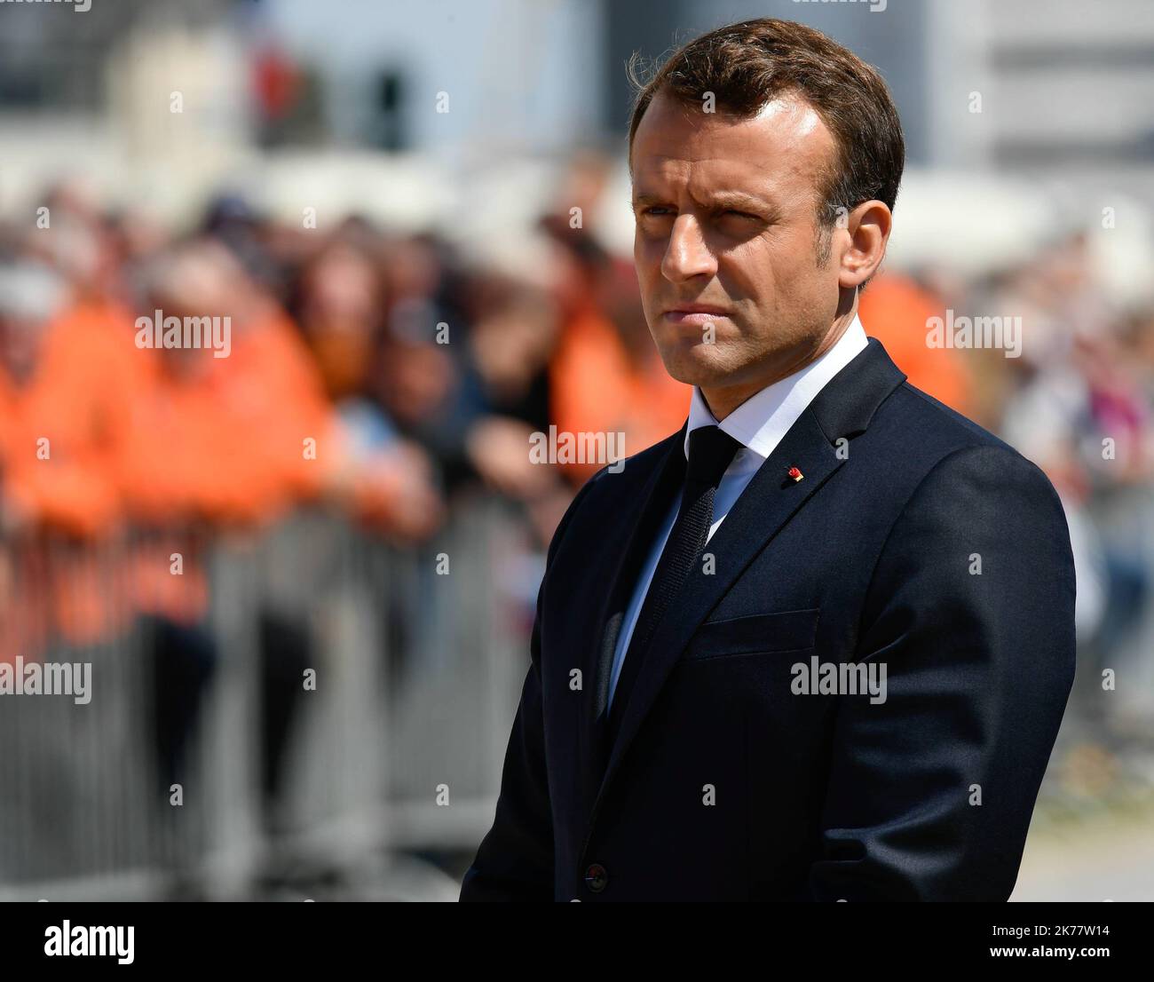 ©PHOTOPQR/OUEST FRANCE/Franck Dubray ; les Sables d'Olonne ; 13/06/2019 ; Hommage national en raison du président de la République Emmanuel Macron à Dimitri Moulic, Alain Guibert et Yann Chagnolleau, les trois fournisseurs en mer décedés lors du naufrage du berceau patron Jack-Morisseau de la SNSM aux Sables d'Olonne. Cérémonie pour rendre hommage aux trois volontaires de sauvetage en mer de la SNSM qui sont morts dans une tempête la semaine dernière après que leur bateau ait chaviré, à fort-Saint Nicolas, aux Sables d'Olonne, dans l'ouest de la France, sur 13 juin 2019. *** Légende locale *** Banque D'Images