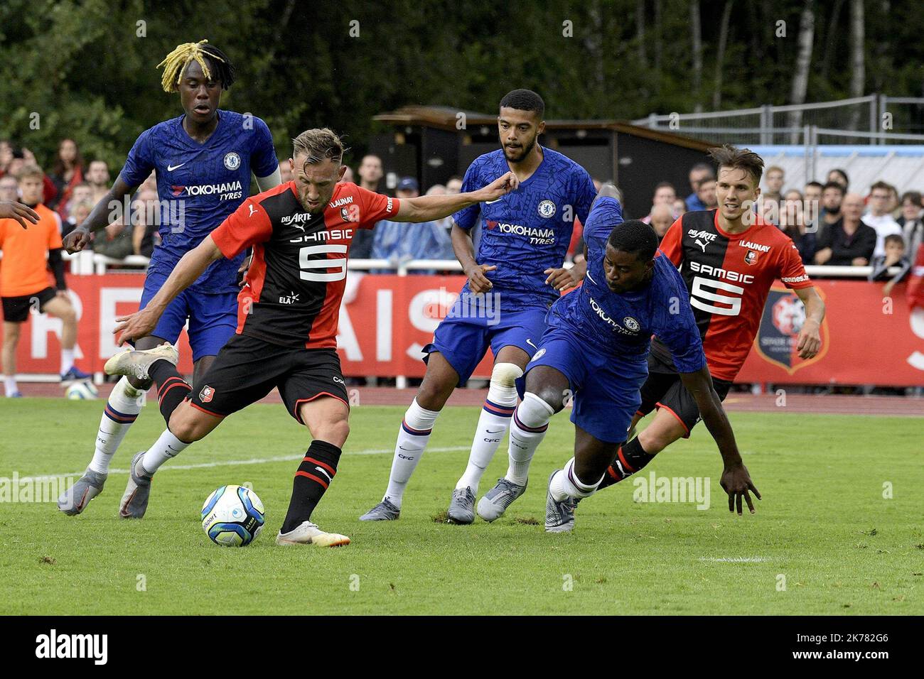 Photo de l'équipe de Rennes avant le coup d'État d'envoi Rennes - Chelsea Match amical de football à Fougères en Bretagne - 2019/07/17. Match amical du club de football de Chelsea en Bretagne. Banque D'Images