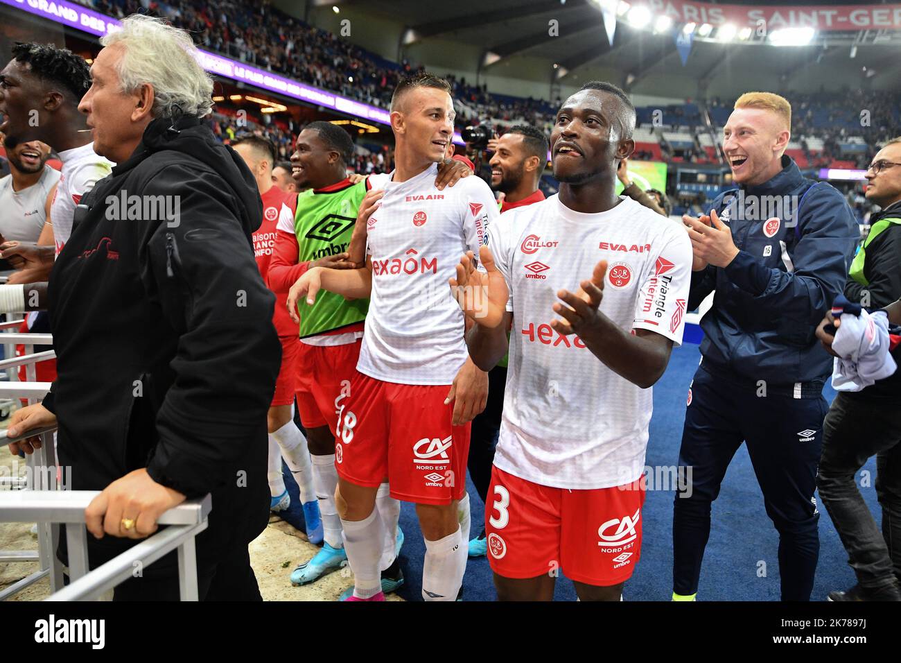 7th jour de la Ligue 1 Conforama. Joie des joueurs du stade de Reims après leur victoire de 2-0 contre Paris Saint Germain (PSG), au Parc des Princes, sur 25 septembre 2019. Banque D'Images