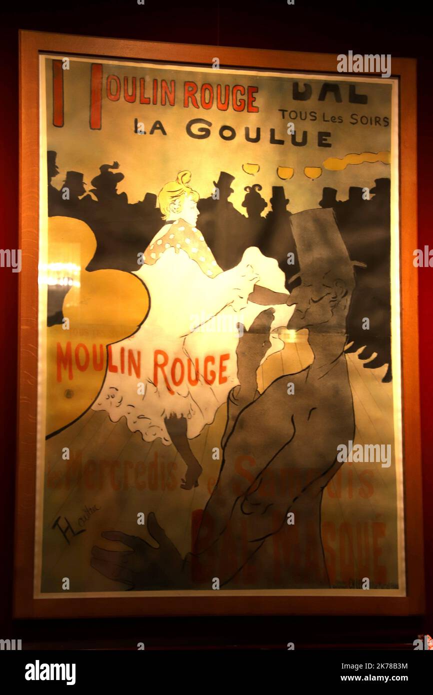 ©PHOTOPQR/LE PARISIEN/Delphine Goldsztejn ; le Moulin Rouge 82 Boulevard de Clichy, 75018 Paris Affiches originales de Toulouse Lautrec le 24 septembre 2019 photo : Delphine Goldsztejn - le plus célèbre cabaret du monde le Moulin Rouge à Paris France sept 24 2019 Banque D'Images