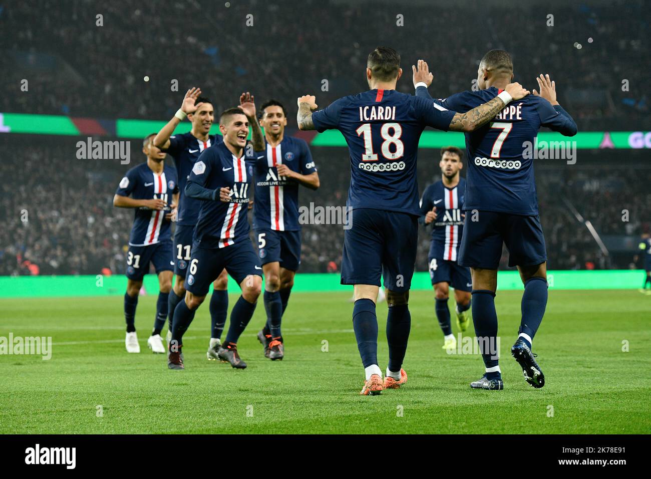PSG / Olympique de Marseille joie de Kylian Mbappe après son second but au 11th jour de la Ligue 1 Conforama, entre Paris Saint Germain (PSG) et Olympique Marseille (OM), 27 octobre 2019 Banque D'Images