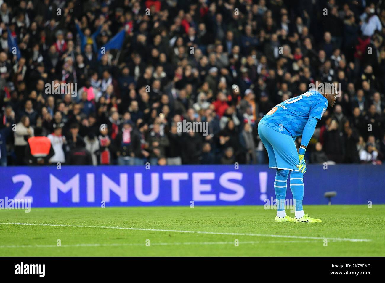 Olympique de Marseille Steve Mandanda pendant la 11th journée de la Ligue 1 Conforama, entre Paris Saint Germain (PSG) et Olympique Marseille (OM), 27 octobre 2019 Banque D'Images