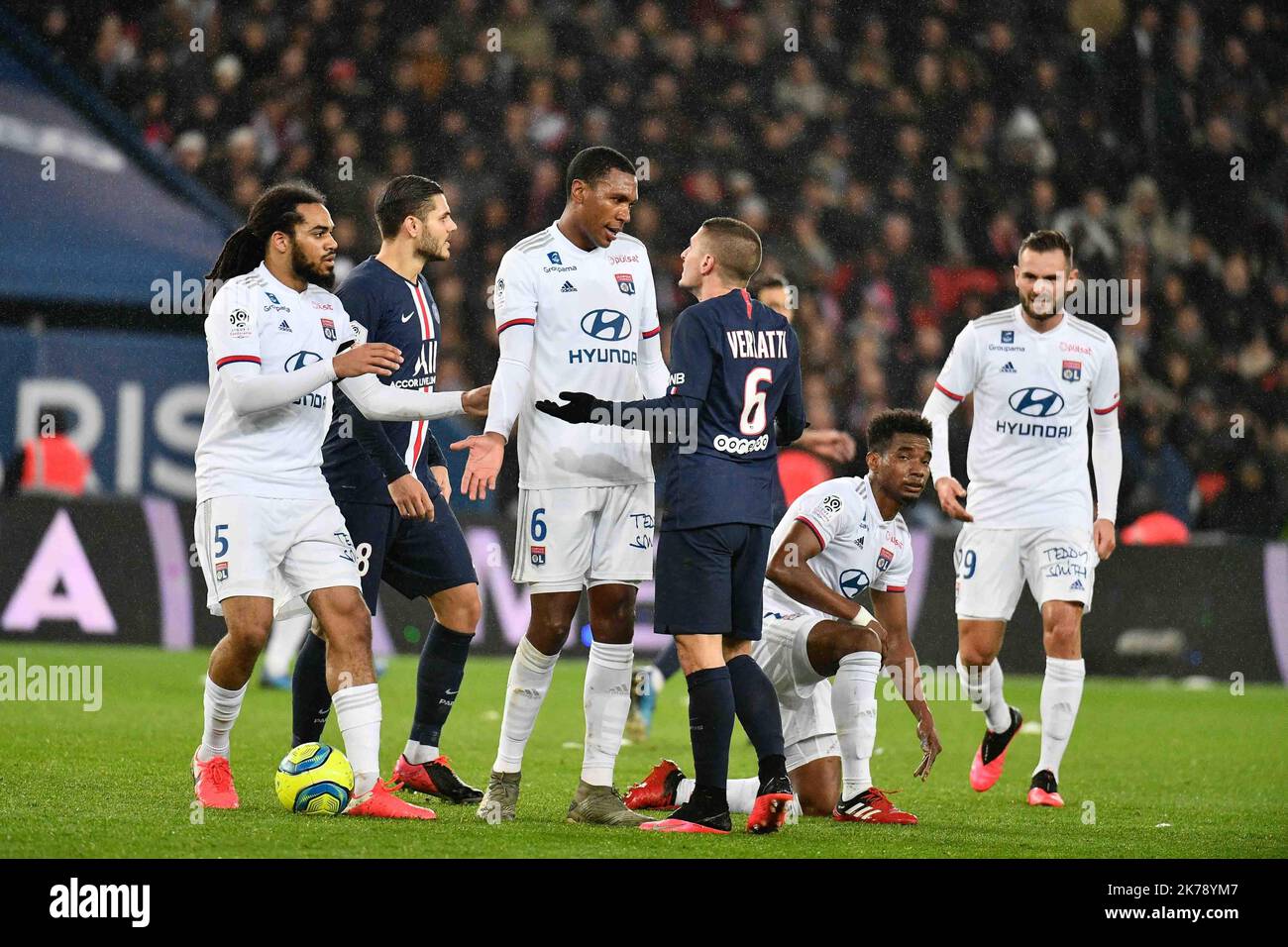 Attelage pendant le match du 24th jour de la ligue 1, entre le PSG et l'OL (Olympique Lyonnais) au Parc des Princes, sur 09 février 2020. Banque D'Images