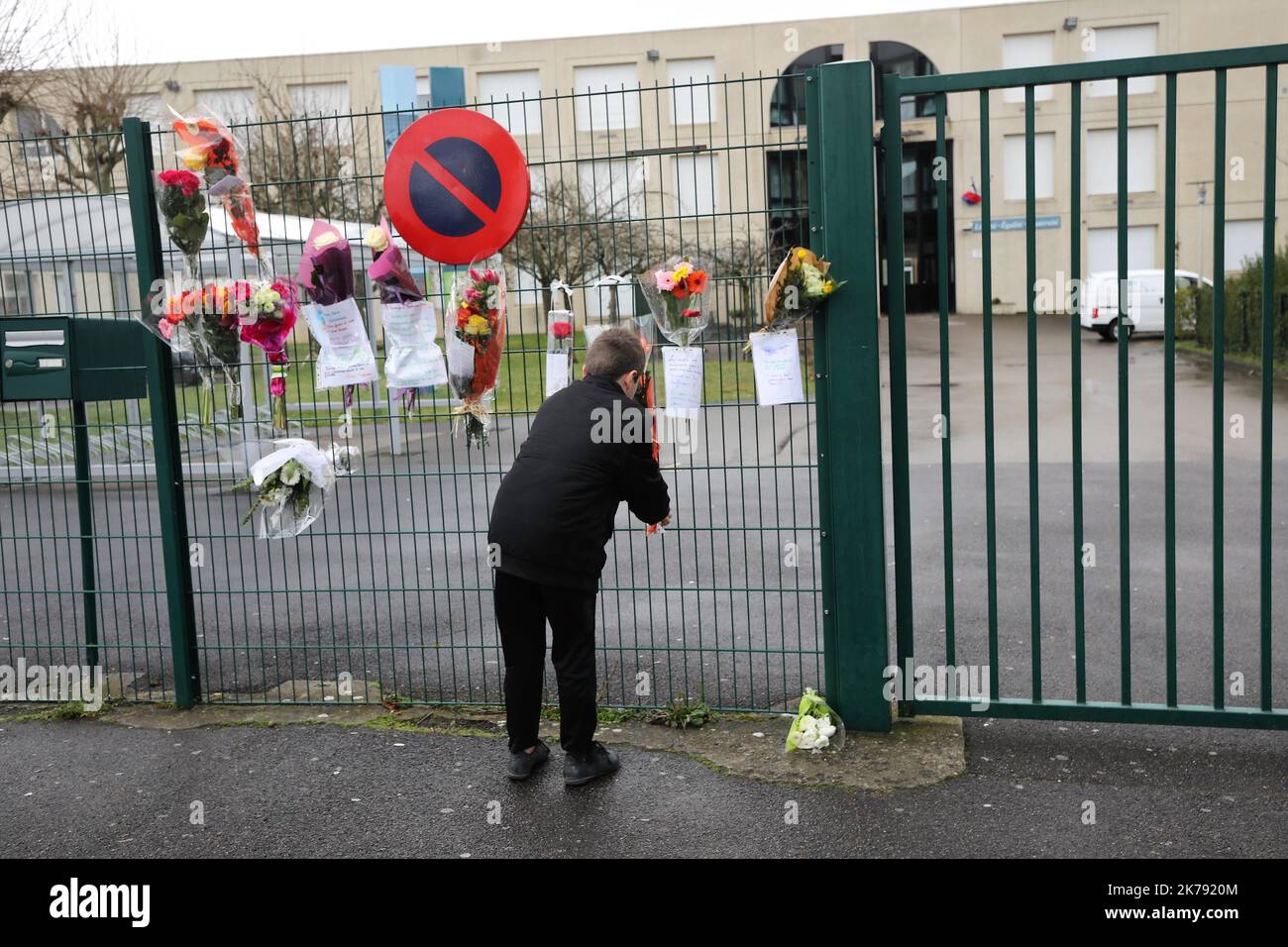 Décontamination au collège de la Fontaine à Crépy à Valois Banque D'Images