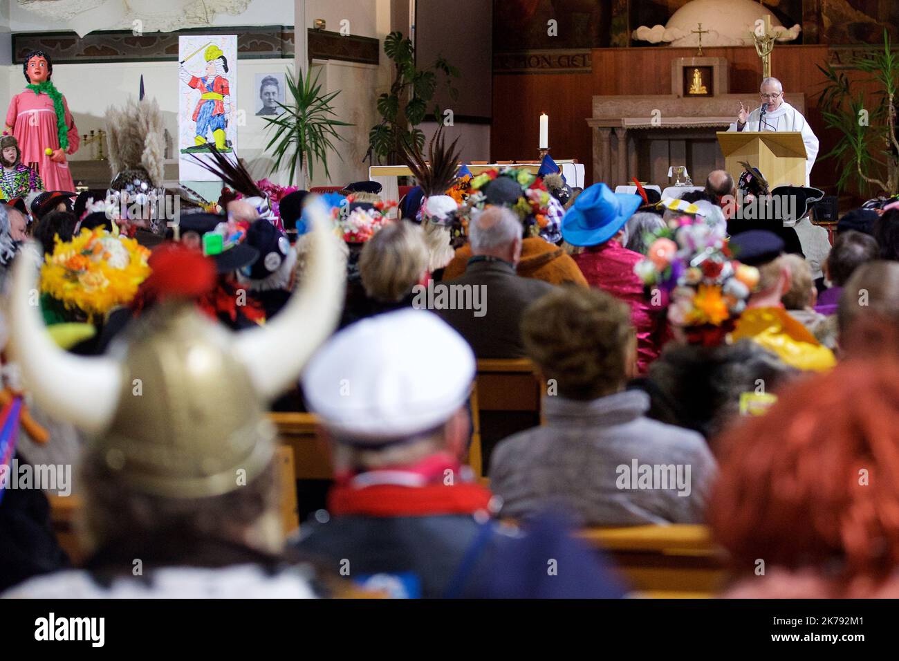 Une messe traditionnelle pendant le carnaval de Dunkerque (Dunkerque). Photos prises à Coudekerque-branche Banque D'Images