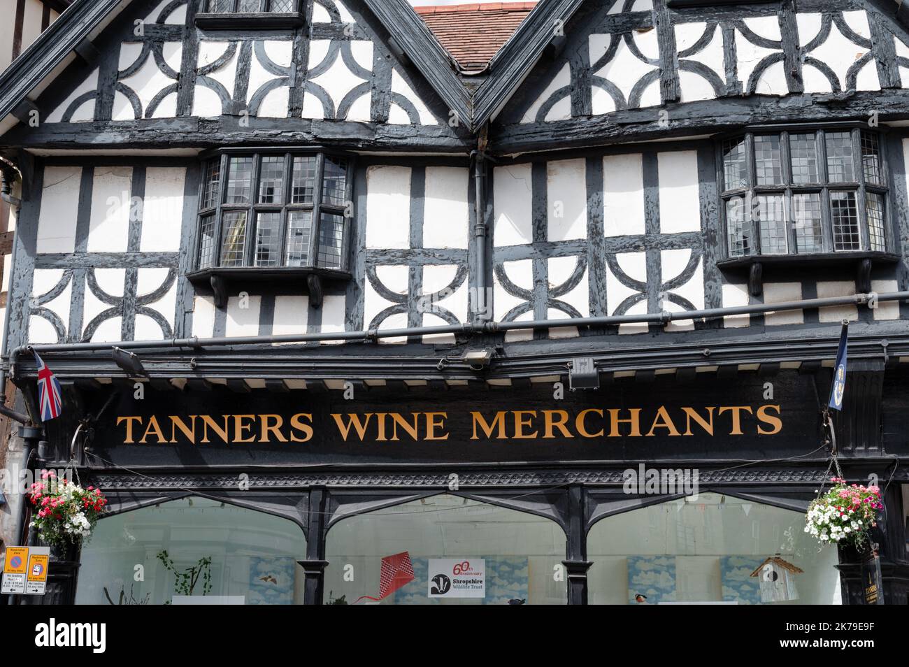 Shrewsbury, Royaume-Uni- 14 juillet 2022: Tanneurs marchands de vin à Shrewsbury, Engalnd. Banque D'Images