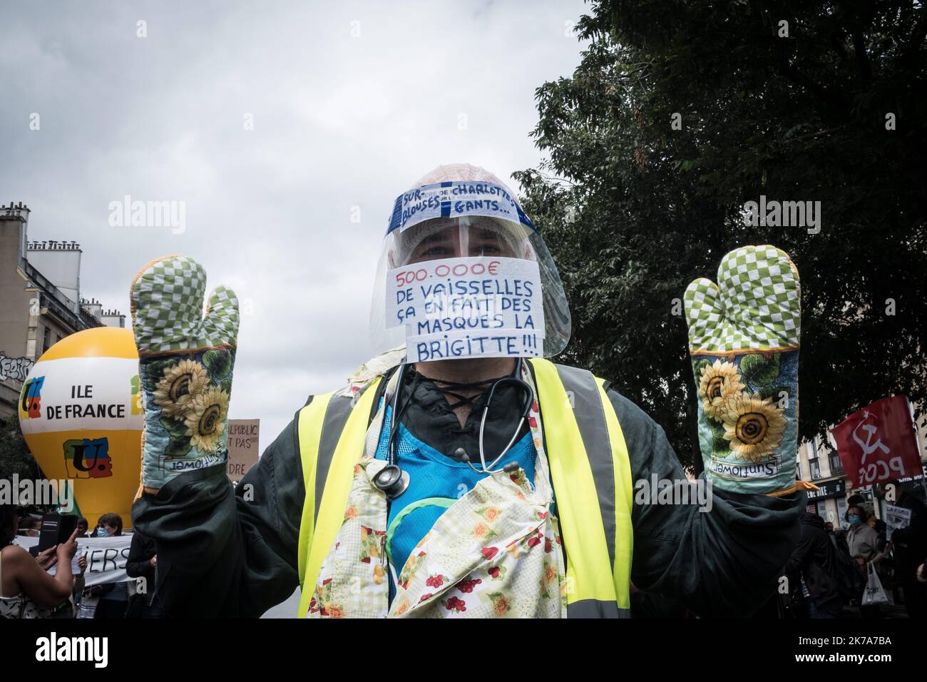 À l'appel de plusieurs syndicats, dont les collectifs interurgences et interhôpitaux, le personnel de santé proteste Banque D'Images