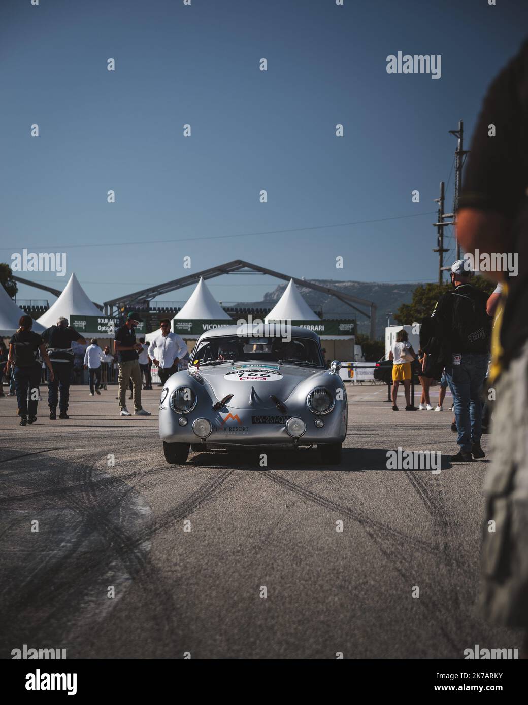 ©Yannick Neve / le Pictorium/MAXPPP - Yannick Neve / le Pictorium - 05/09/2020 - France / Bouches-du-Rhône / le Castellet - la 5e etape du Tour Auto 2020 a pris fin au circuit Paul Ricard au Castellet apres 5 jours d'Epapes en partie depuis le Grand Palais a Paris. / 05/09/2020 - France / Bouches-du-Rhône / le Castellet - l'étape 5th du Tour Auto 2020 s'est terminée sur le circuit Paul Ricard au Castellet après 5 jours d'étapes à partir du Grand Palais de Paris. Banque D'Images