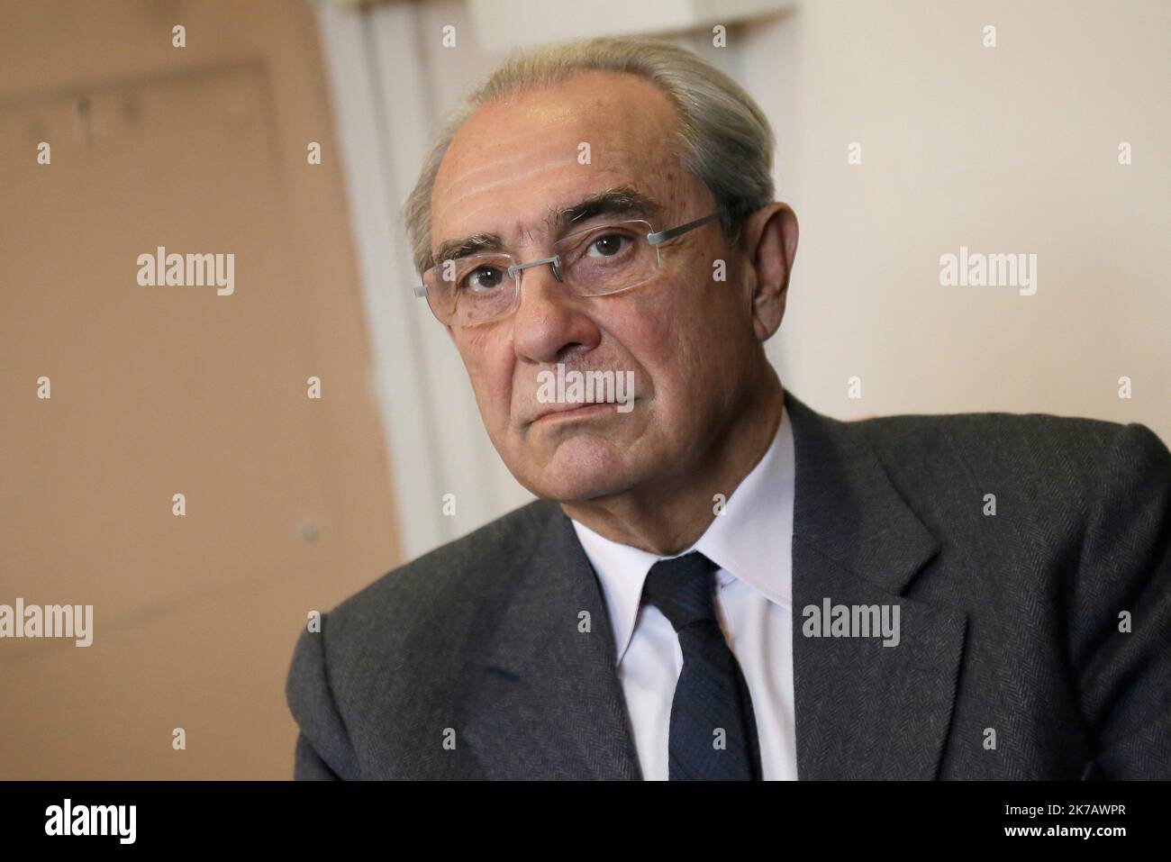 ©Vincent Isore/IP3 presse; 13/09/2020. L'ancien ministre et professeur Bernard DebrŽ est mort ARCHIVES décès de Bernard DebrŽ, politicien français. Il a été urologue français à H™pital Cochin à Paris et membre (dŽputŽ) de l'Assemblée nationale de France. ARCHIVES Paris, France le 17 décembre 2013 - point de presse de Nathalie Kosciusko Morizet et Bernadette Chirac sur le projet pour la santé des parisiens - Bernard Debre Banque D'Images