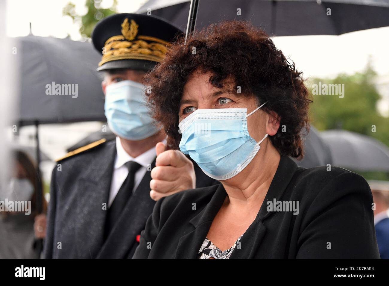 ©PHOTOPQR/l'est REPUBLICAIN/Cedric JACQUOT ; Nancy ; 02/10/2020 ; Frédérique VIDAL, ministre de l'enseignement supérieur, de la recherche et de l'innovation visite le Laboratoire de Chimie physique et Microbiologie les matériaux et l'environnement pour le Brabois. Nancy, le 2 octobre 2020. Photo ER/ Cédric Jaccot - Nancy, France, oct 2nd 2020 - visite du Ministre de l'enseignement supérieur, de la recherche et de l'innovation au Laboratoire de chimie physique et de microbiologie pour les matériaux et l'environnement du site de Brabois-Santé. LCPME travaille en particulier sur la détection de la sa Banque D'Images