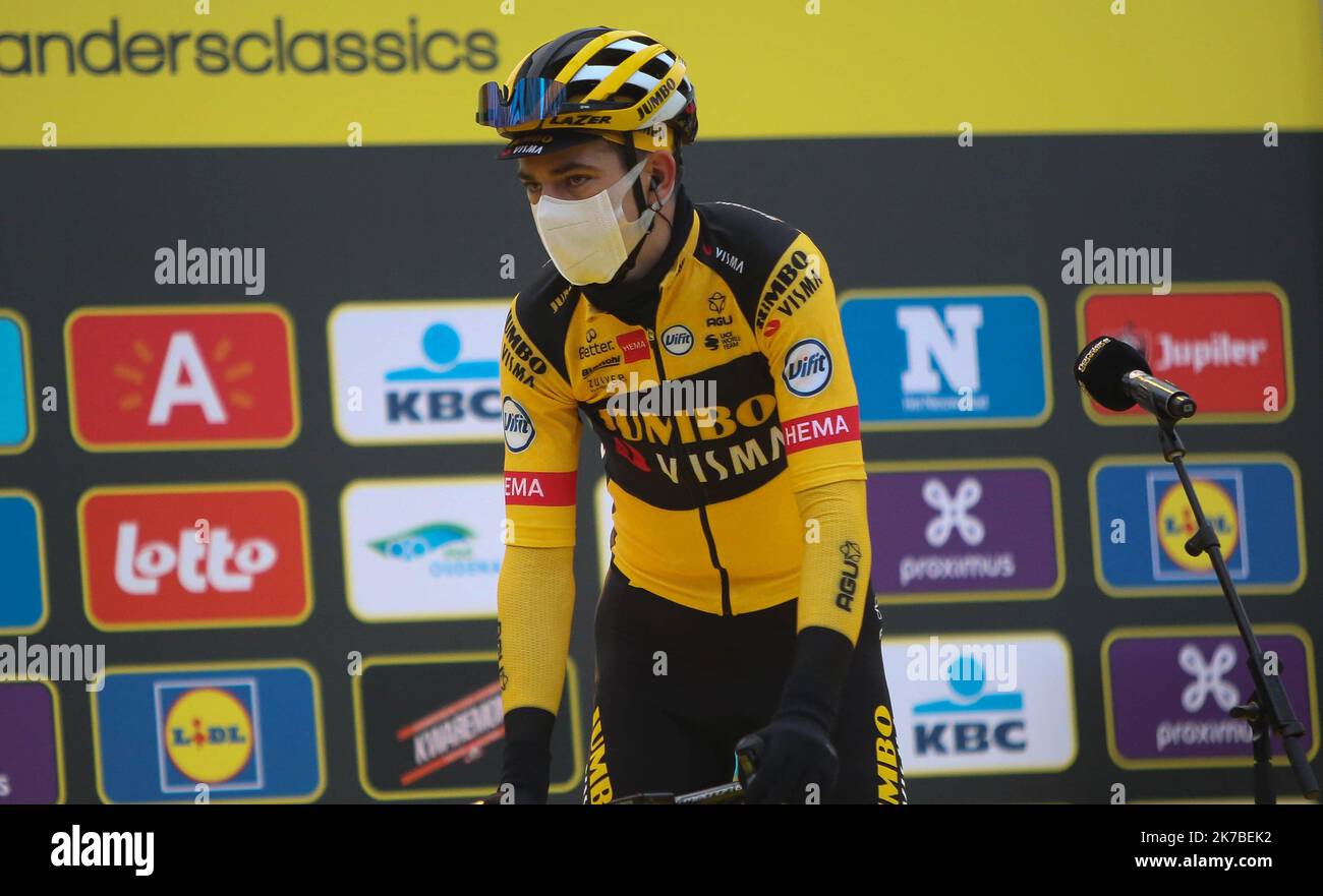 ©Laurent Lairys/MAXPPP - Wout Van aert de L'ÉQUIPE JUMBO - VISMA pendant la ronde van Vlaanderen 2020, Tour de la Flandre course cycliste, Anvers - Oudenaarde sur 18 octobre 2020 à Oudenaarde, Belgique - photo Laurent Lairys / MAXPPP Banque D'Images