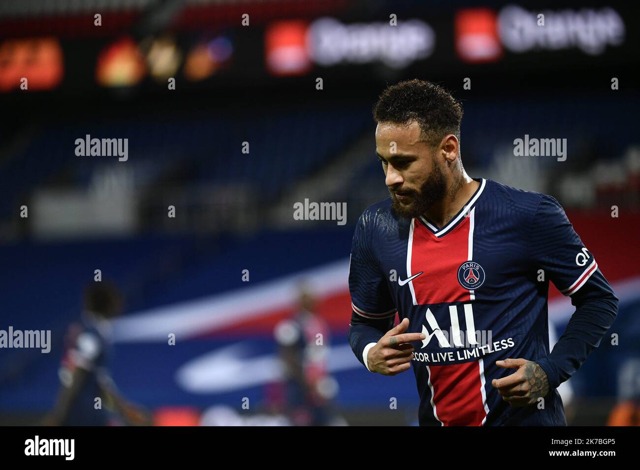 ©Julien Mattia / le Pictorium / MAXPPP - Julien Mattia / le Pictorium - 24/10/2020 - France / Paris - NEYMAR JR # 10 lors du match de Ligue 1 francaise entre le Paris Saint-Germain (PSG) et le Dijon FC au stade Parc des Princes le 11 aout 2019 a Paris, France. / 24/10/2020 - France / Paris - NEYMAR JR #10 lors du match de la Ligue française 1 entre Paris Saint-Germain (PSG) et le FC Dijon au stade du Parc des Princes sur 11 août 2019 à Paris, France. Banque D'Images