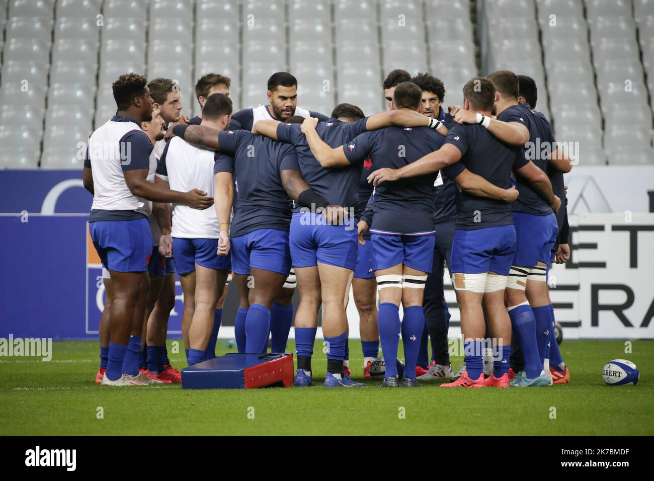 ©PHOTOPQR/LE PARISIEN/Olivier Corsan ; Saint-Denis ; 31/10/2020 ; Stade de France, Saint-Denis, France, le 31 octobre 2020. rugby tournoi des 6 nations. France (bleu) / Irlande (vert) octobre 31st 2020 6 tournoi des nations : France contre Irlande Banque D'Images