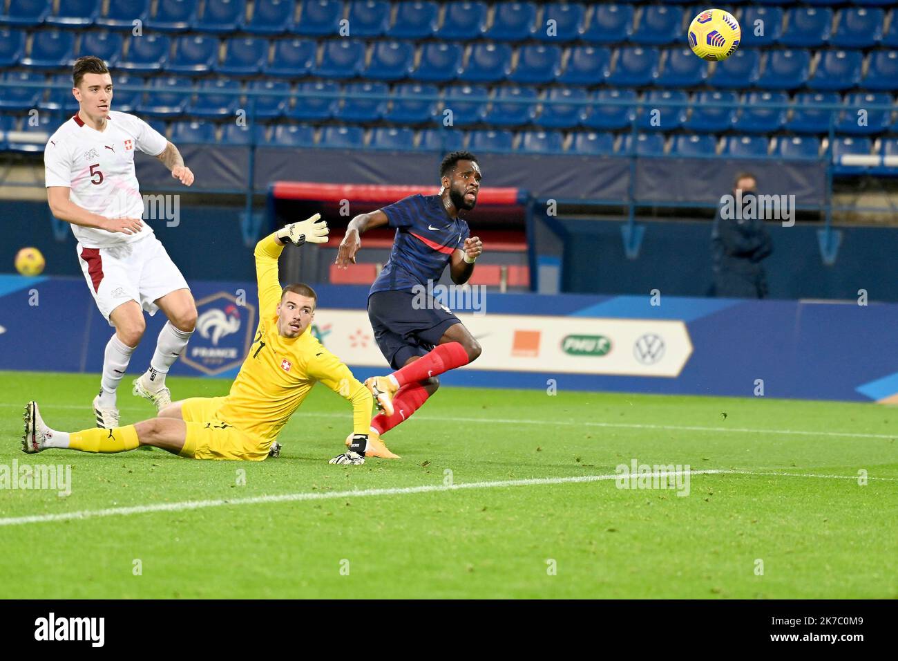 ©PHOTOPQR/OUEST FRANCE/Joël le Gall ; Caen ; 16/11/2020 ; le dernier match de phase éliminatoire de l'Euro 2021 Espoirs France - Suisse le 1er but de Odsonne Edouard Banque D'Images