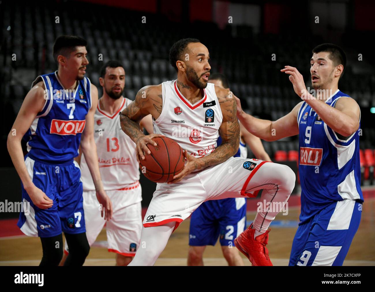 ©PHOTOPQR/LE PROGRES/Catherine AULAZ - Bourg-en-Bresse 03/03/2021 - JL Bourg - 3 mars 20212021 -Eurocoupe Top 16 JL Bourg - Buducnost Podgorica. Match à huis-clos à Ekinox, à Bourg-en-Bresse (Ain). Zack Wright (JL Bourg). Banque D'Images
