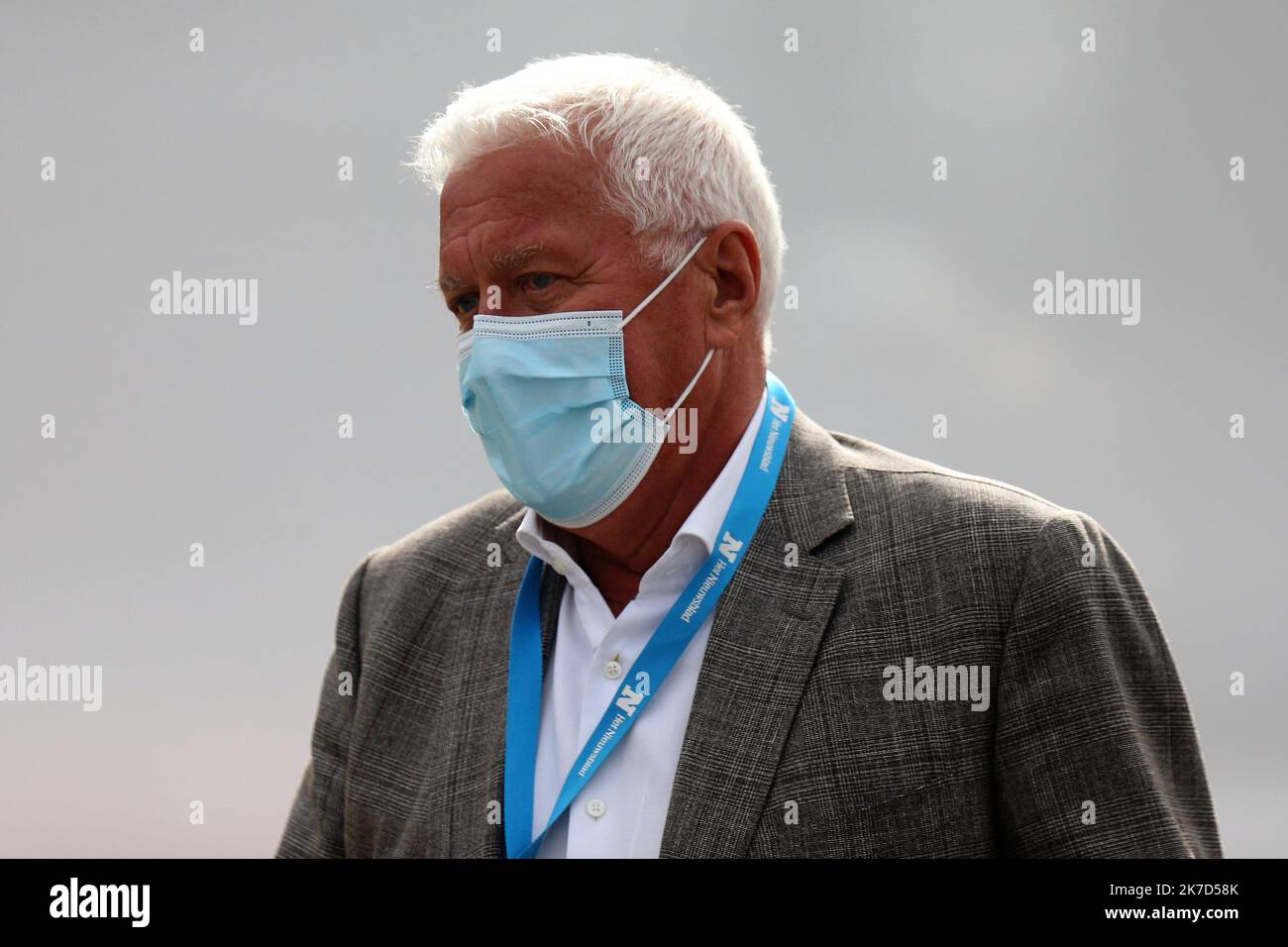 ©Laurent Lairys/MAXPPP - Coach Patrick Lefevere de Deucenink - pas rapide à Koppenberg pendant l'UCI ronde van Vlaanderen - Tour des Flandres 2021, course cycliste, Anvers - Oudenaarde le 4 avril 2021 à Oudenaarde, Belgique - photo Laurent Lairys / MAXPPP Banque D'Images