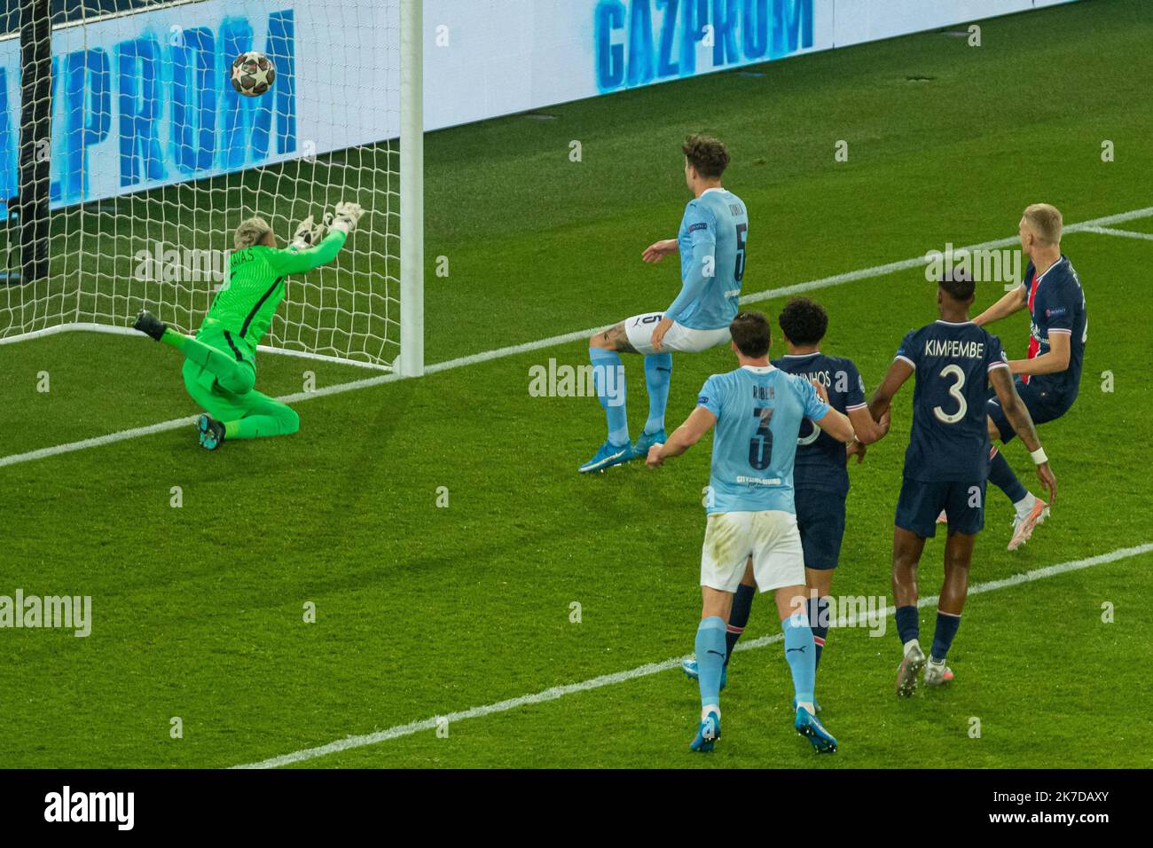 Aurélien Morissard / IP3; football - Ligue des champions - demi-finale première étape - Paris Saint Germain / Manchester City - Parc des Princes, Paris, France - 28 avril 2021. Kevin DE BRUYNE, premier but de Manchester City Banque D'Images