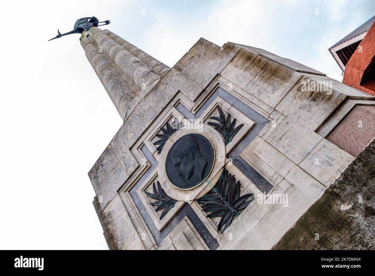©Arnaud BEINAT/Maxppp. 2021/05/24, Poelkapelle, Belgique. Monument dédé à la mémoire de l'As français de la Grande guerre Georges Guynemer, figure emblématique de l'aviation de chasse de la Grande guerre, port dénigré dans ce secteur le 11 septembre 1917. Banque D'Images