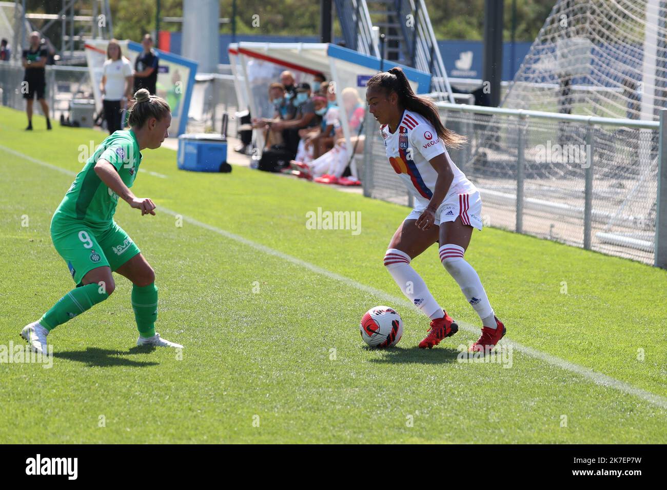 Thierry Larret / MAXPPP. Football Feminin D1 ARKEMA. Olympique Lyonnais contre Association Sportive de Saint-Etienne. Groupama OL Training Centre, Decines-Charpieu (69) le 5 septembre 2021. Banque D'Images