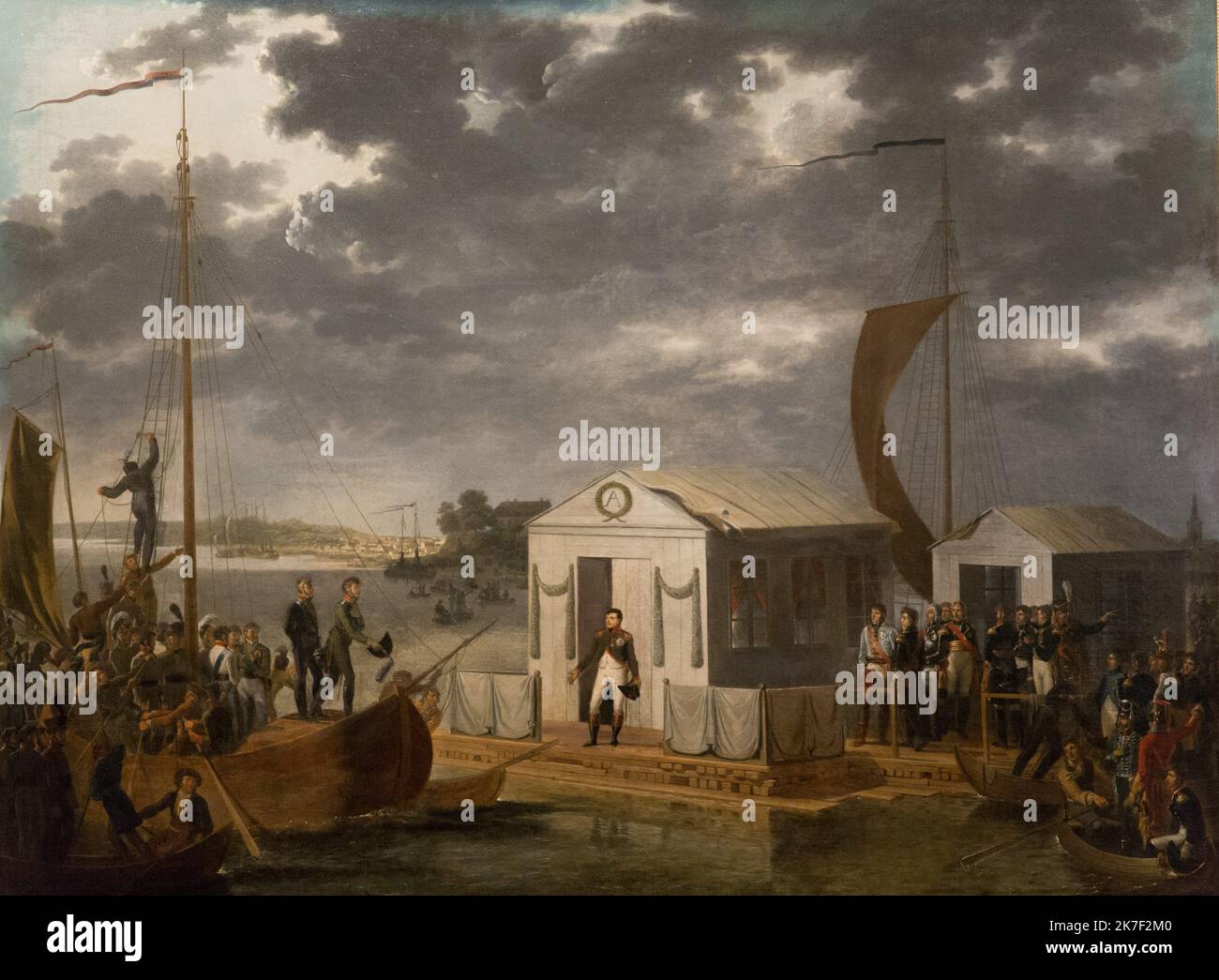 ©Active Museu/MAXPPP - ActiveMuseum 0000127.jpg / Napoleon Bonaparte et Alexandre 1er sur le Niemen - Adolphe Roehn (1807) - 1807 - / Adolphe Roehn / Musée actif de la peinture / le Pictorium ? ? Art académique ? ? , ? ? Bateau ? ? ,Empereur ,horizontal ,uniforme militaire ,OAR ,Rivière ,Voilier ,Mer ,bateau ,petit bateau ,Europe ,Napoléon ,Bonaparte ,19th siècle ,Adolphe Roehn ,peinture , Banque D'Images