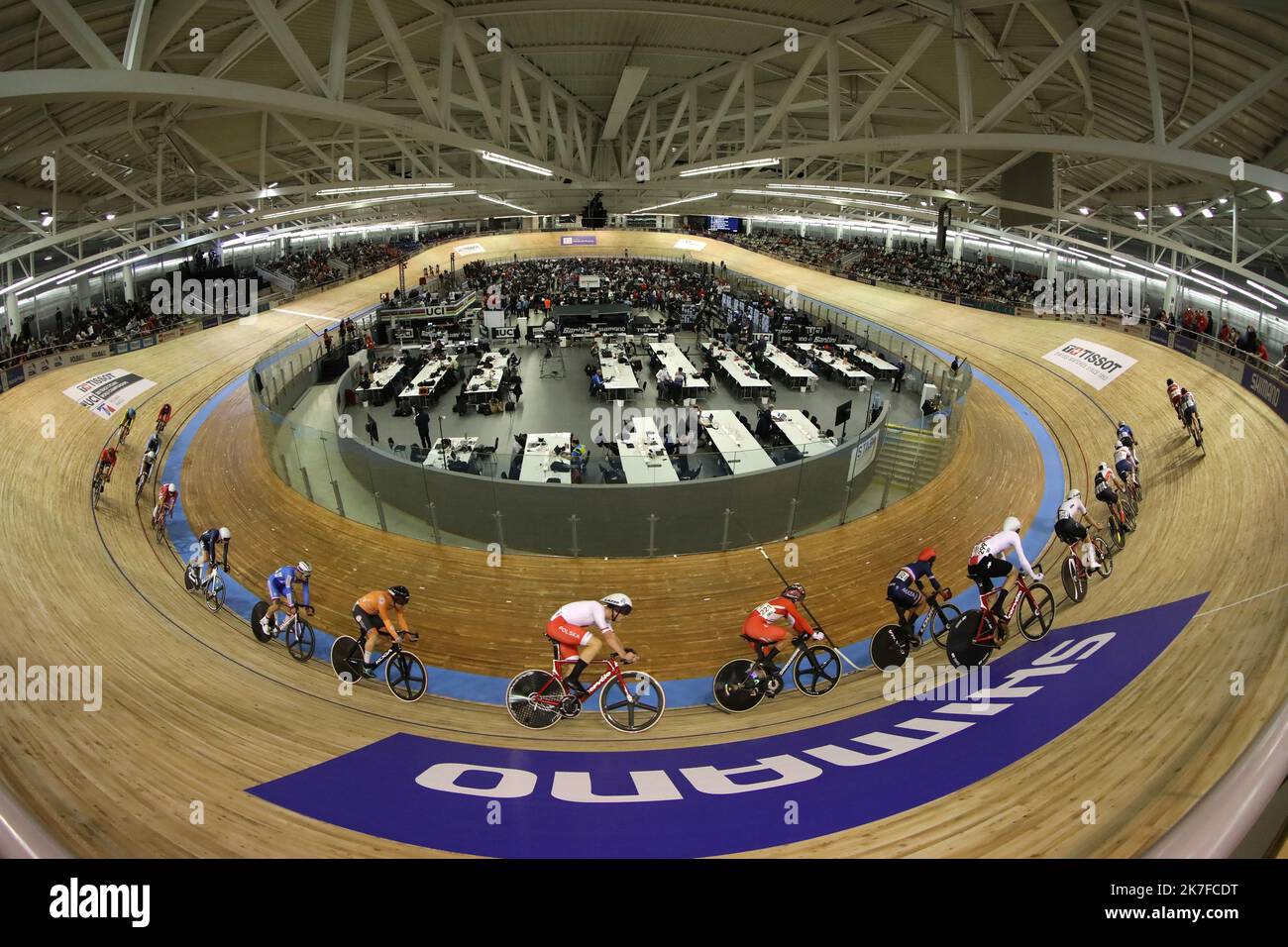 ©PHOTOPQR/LE COURRIER PICARD/HASLIN ; Roubaix ; 21/10/2021 ; 21/10/21 Championnats du monde cycliste sur piste vélodrome Jean Stablinski de Roubaix finale du Scratch hommes photo Fred HASLIN - CHAMPIONNAT DU MONDE DE CYCLISME SUR PISTE ROUBAIX Banque D'Images