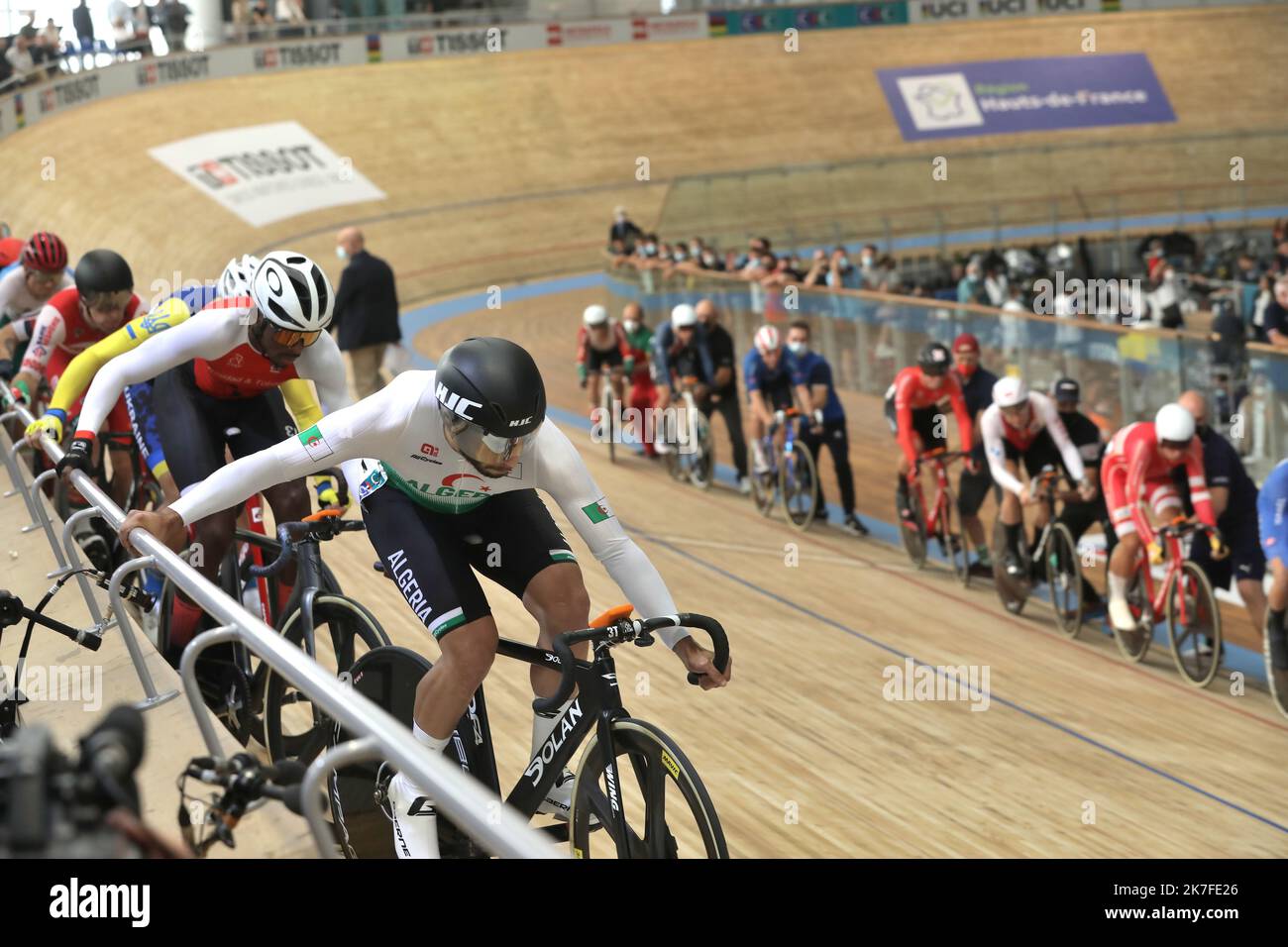 ©PHOTOPQR/LE COURRIER PICARD/HASLIN ; Roubaix ; 24/10/2021 ; 24/10/21 Championnats du monde cycliste sur piste vélodrome Jean Stablinski de Roubaix finale de la course à l'élimination Yacine CHALEL (ALG) photo Fred HASLIN PISTE CYCLISTE ROUBAIX CHAMPIONNATS DU MONDE Banque D'Images