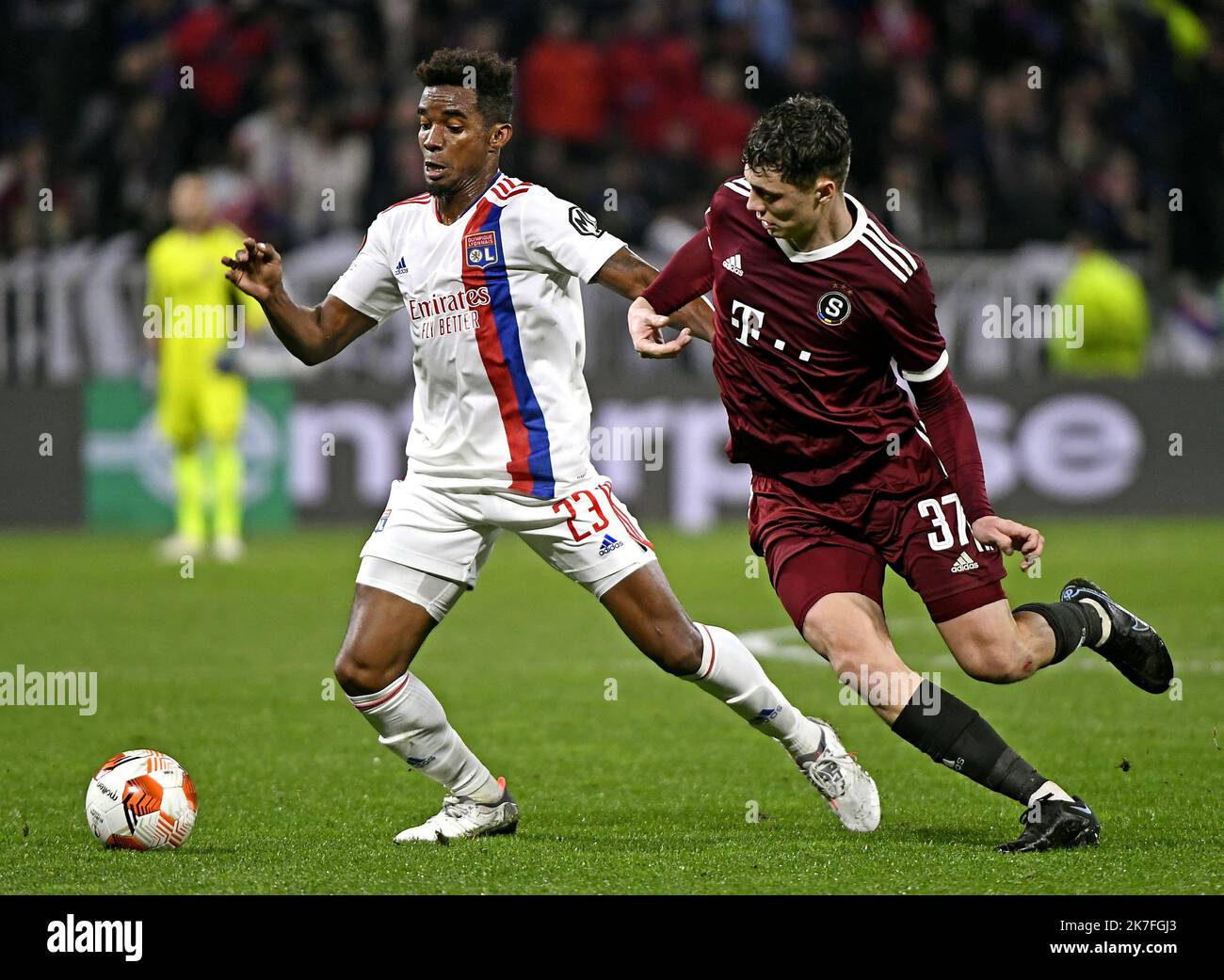 ©PHOTOPQR/LE PROGRES/Stéphane GUIOCHON - Décines-Charpieu 04/11/2021 - Match Europa League OL-Sparta Prague -A Décines au Groupama Stadium match retour de phase de poule de l'Europa League OL - Sparta Prague Thiago Mendes Banque D'Images