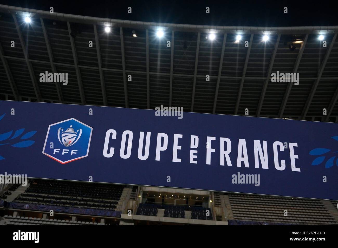 ©Julien Mattia / le Pictorium / MAXPPP - Julien Mattia / le Pictorium - 17/12/2021 - France / Ile-de-France / Paris - Paris FC / Olympique Lyonnais / coupe de France, 32E de finale de la coupe de France, au Stade Charlety, entre le Paris FC et l'Olympique Lyonnais, le 17 décembre 2021. / 17/12/2021 - France / Ile-de-France (région) / Paris - Paris FC / Olympique Lyonnais / coupe de France, 32nd final du coupé de France, au Stade Charlety, entre Paris FC et Olympique Lyonnais, 17 décembre 2021. Banque D'Images