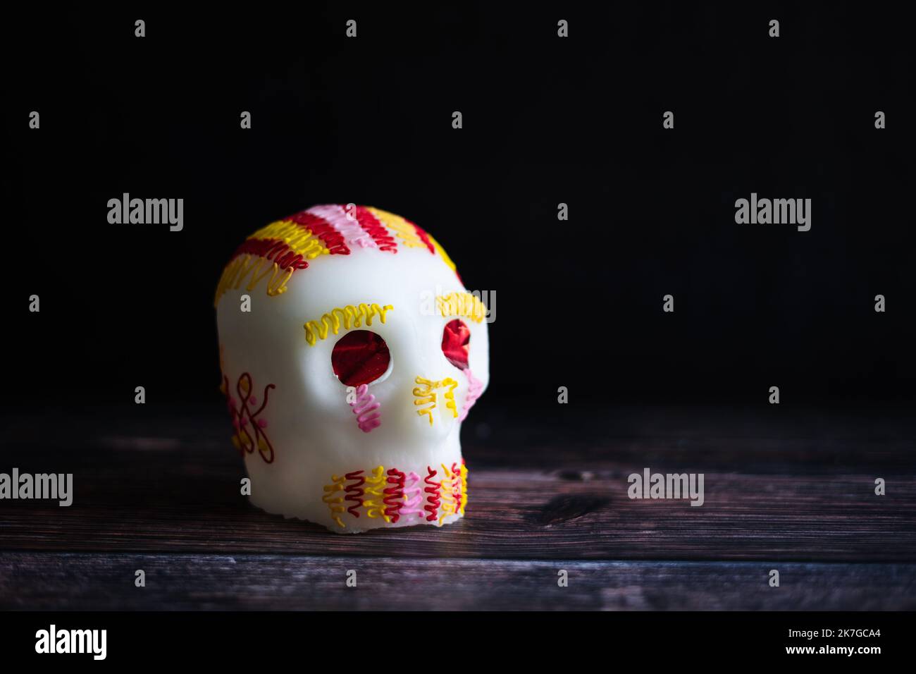 Crâne de sucre mexicain traditionnel pour le jour des morts au Mexique Banque D'Images