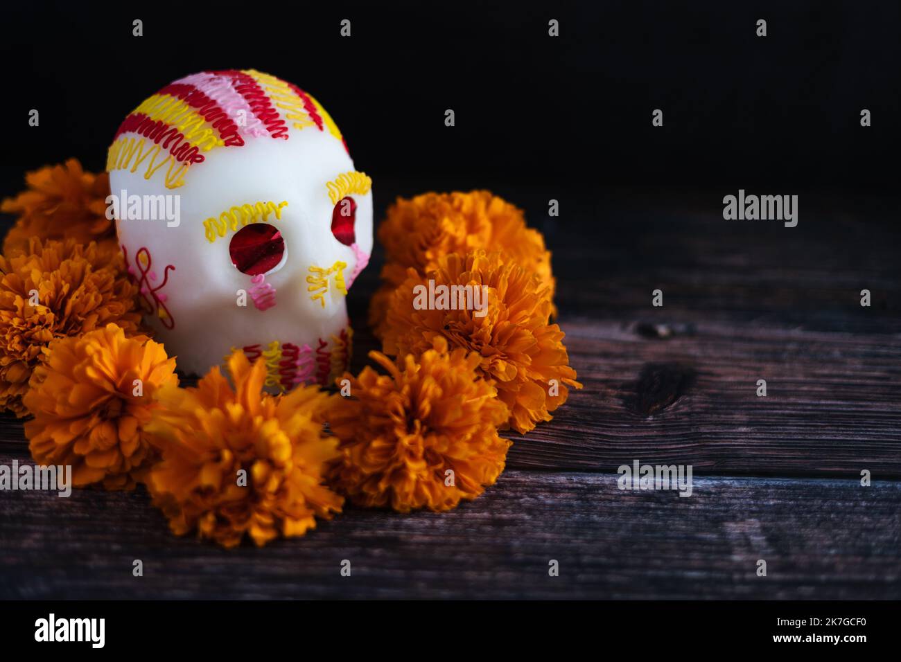 Crâne de sucre mexicain traditionnel pour le jour des morts au Mexique Banque D'Images