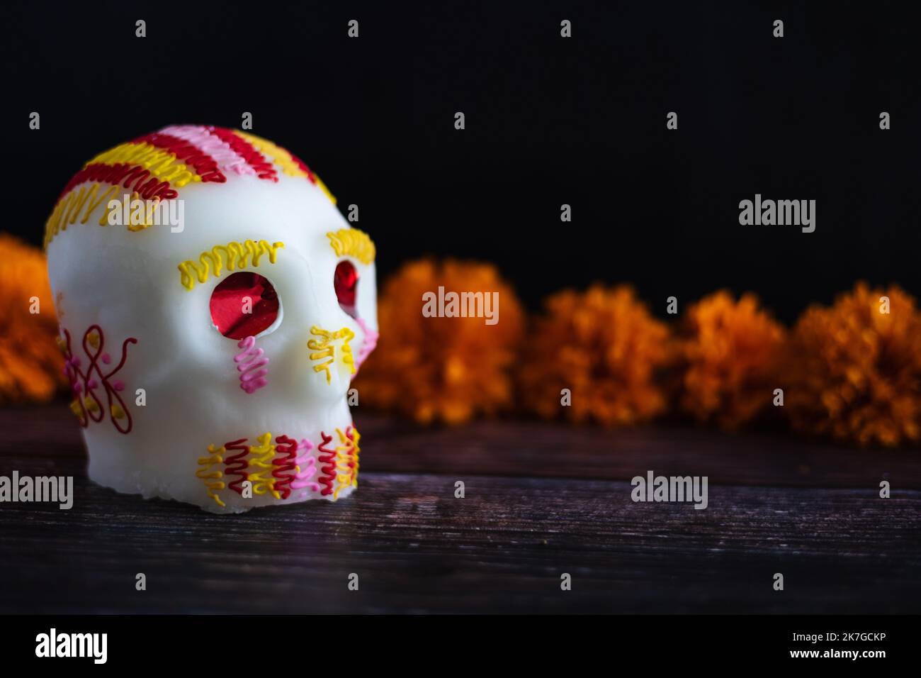 Crâne de sucre mexicain traditionnel pour le jour des morts au Mexique Banque D'Images